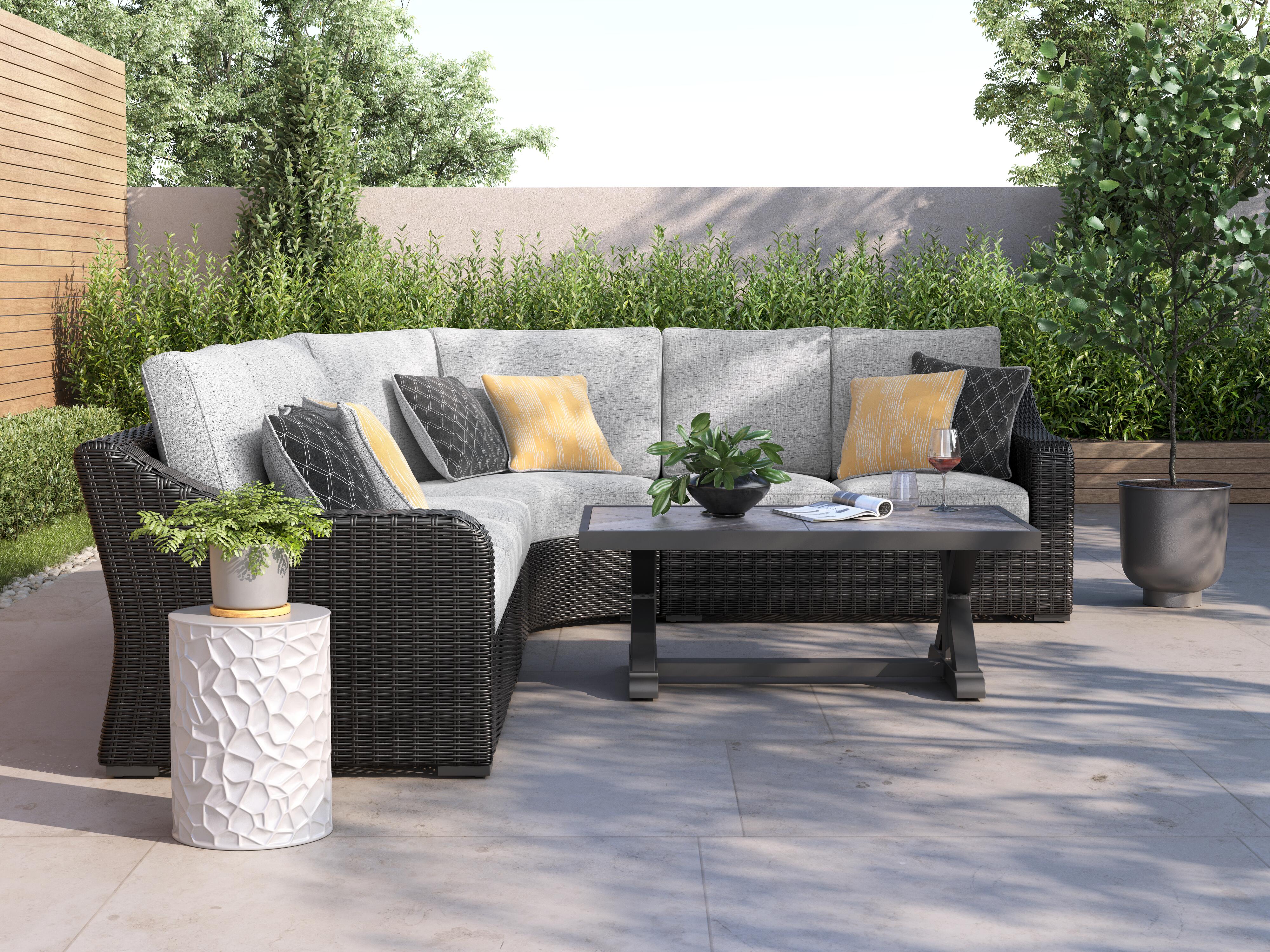 Beachcroft 4-Piece Outdoor Sectional - image 4