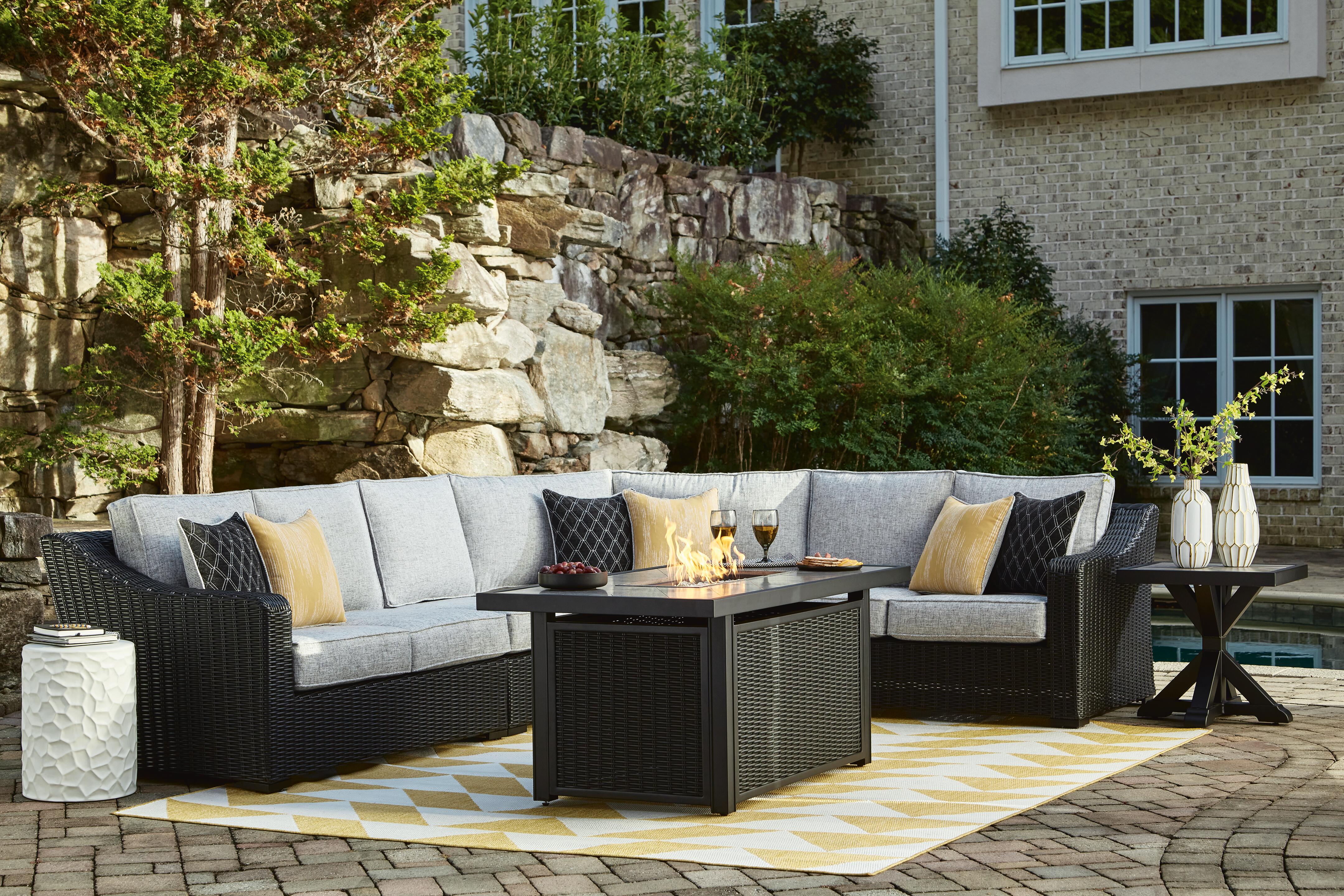 Beachcroft 4-Piece Outdoor Sectional - image 7