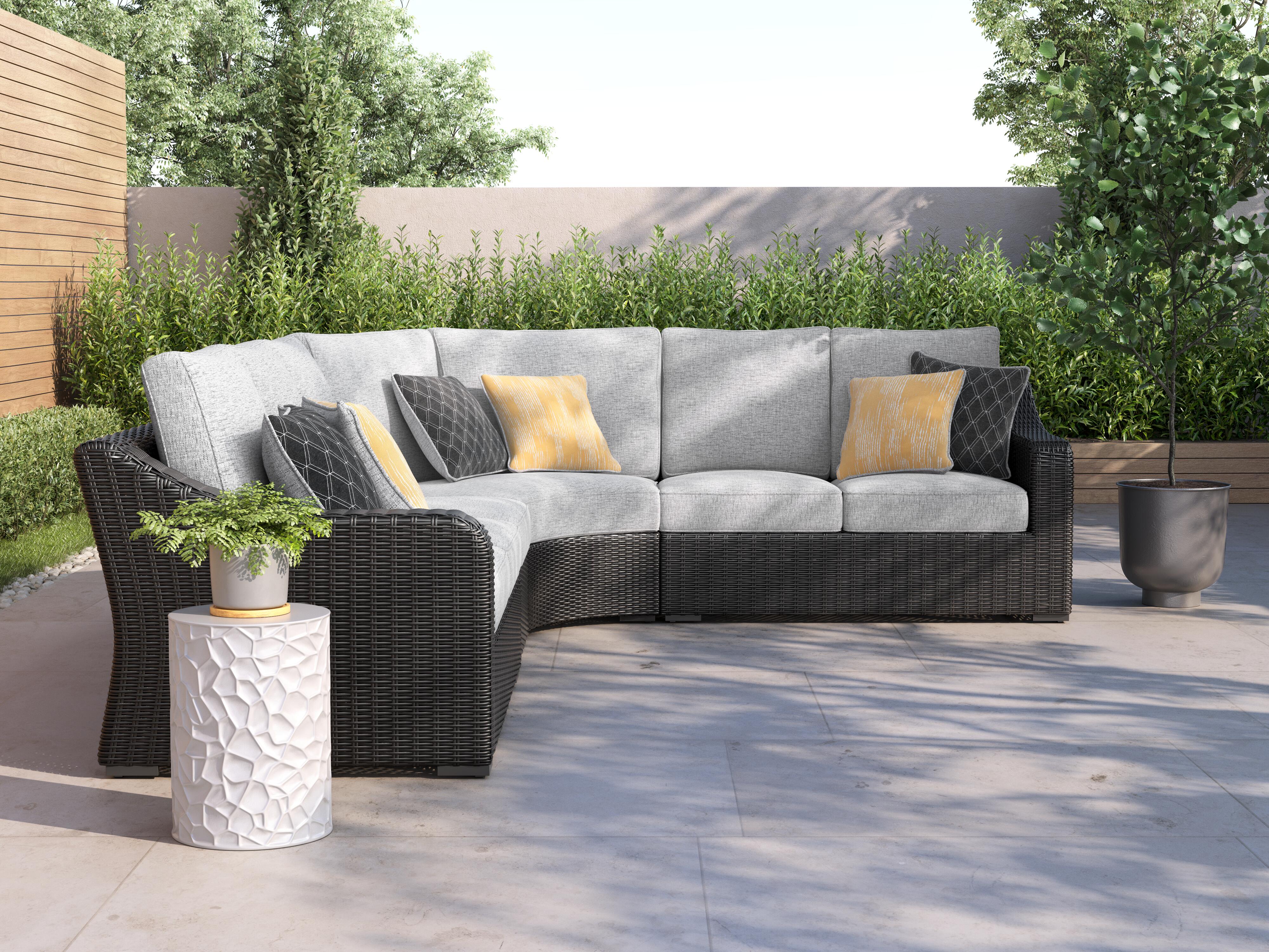 Beachcroft 4-Piece Outdoor Sectional - image 5