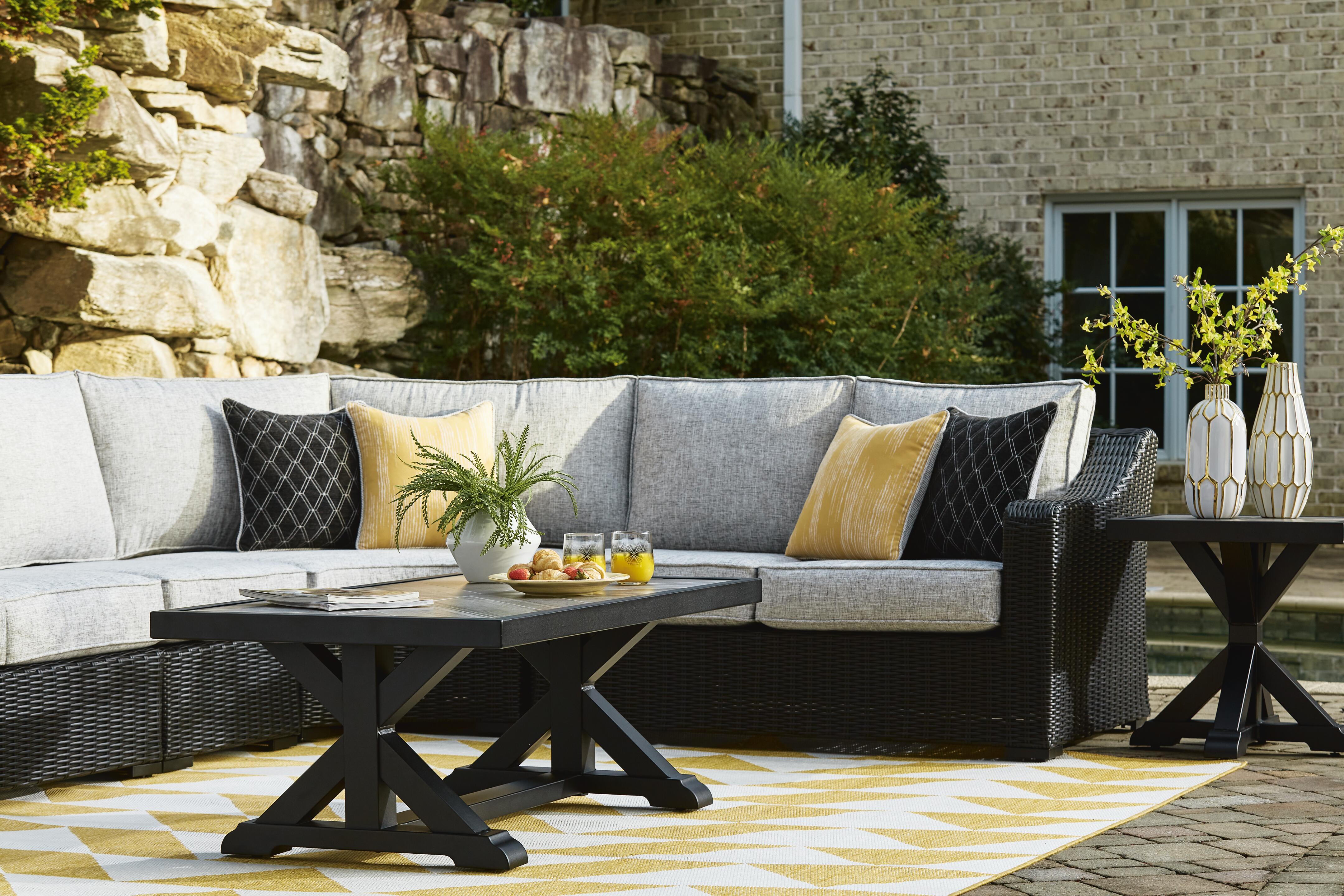 Beachcroft Outdoor Coffee Table - image 10