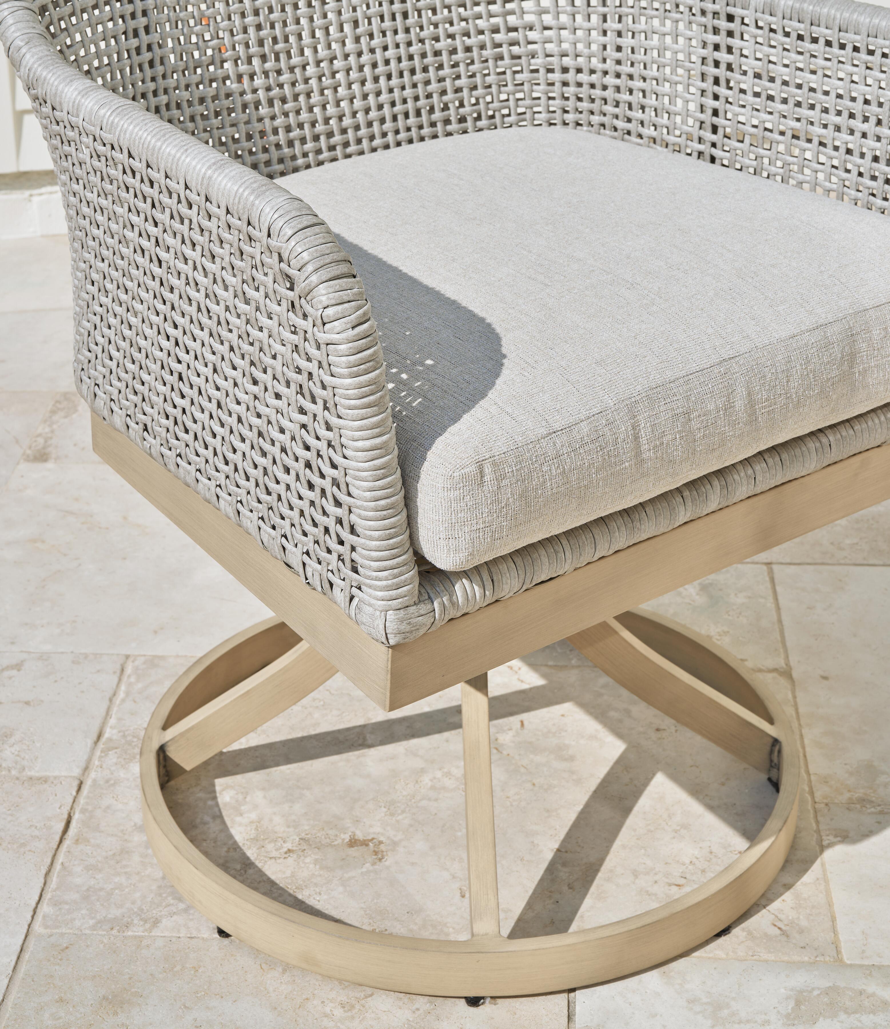 Sillón de comedor giratorio para exteriores Seton Creek (juego de 2) - image 7