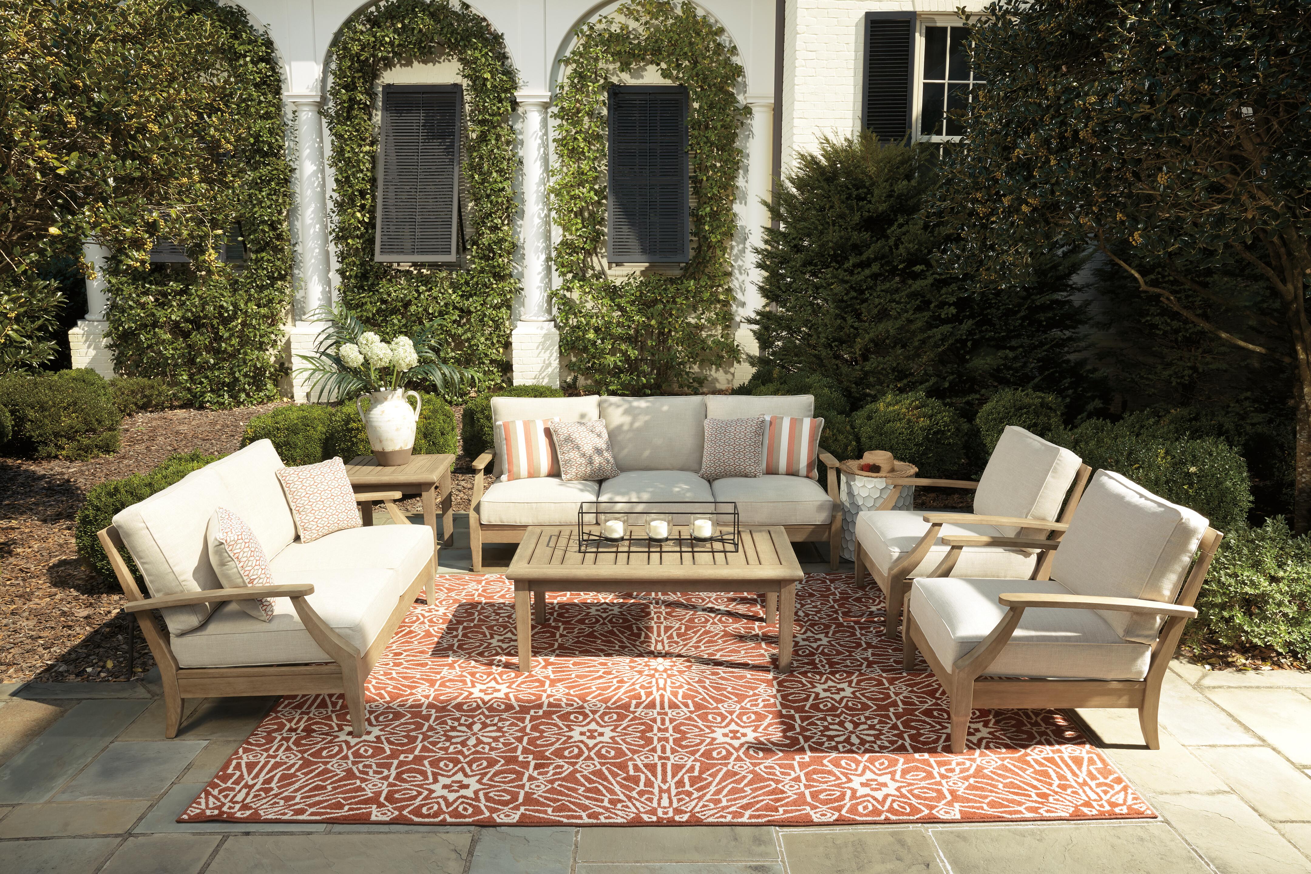 Ashley リクライニングセット＋海外製ランプ Gerianne Outdoor Coffee Table | Ashley
