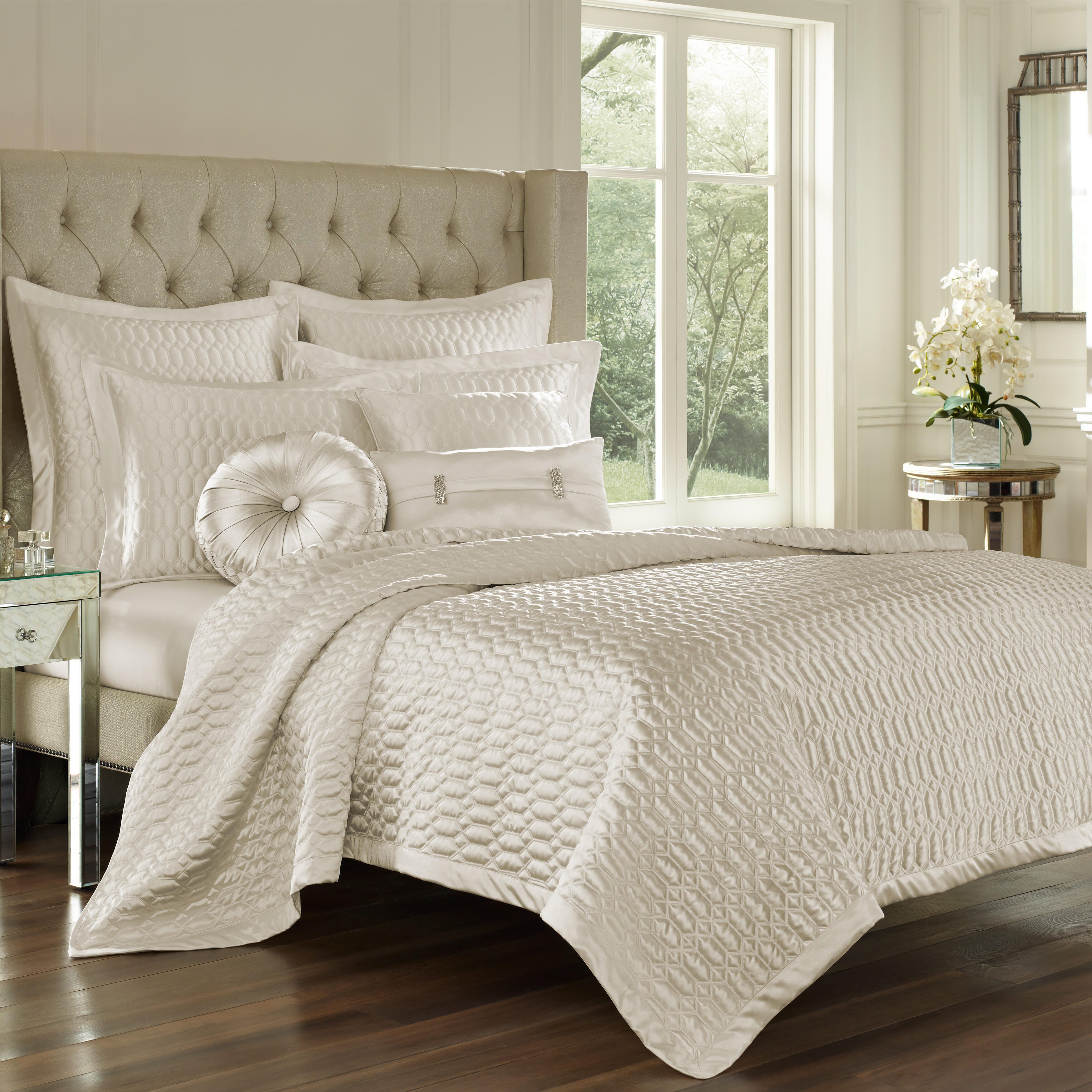 J.Queen New York Satinique Natural Full/Queen Coverlet, Natural, large