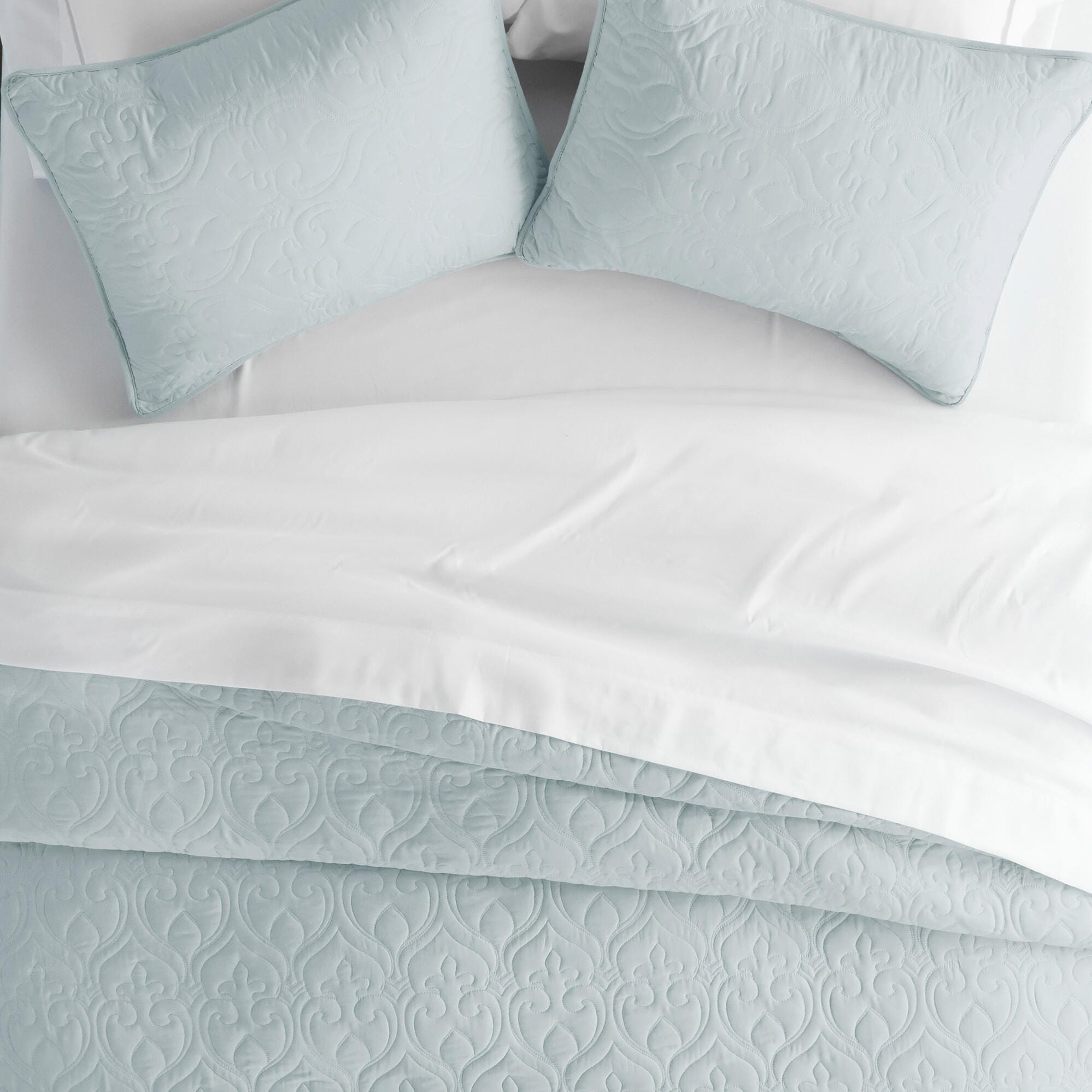 Damask Patterned 3-Piece Full/Queen Quilted Coverlet Set, Pale Blue, large