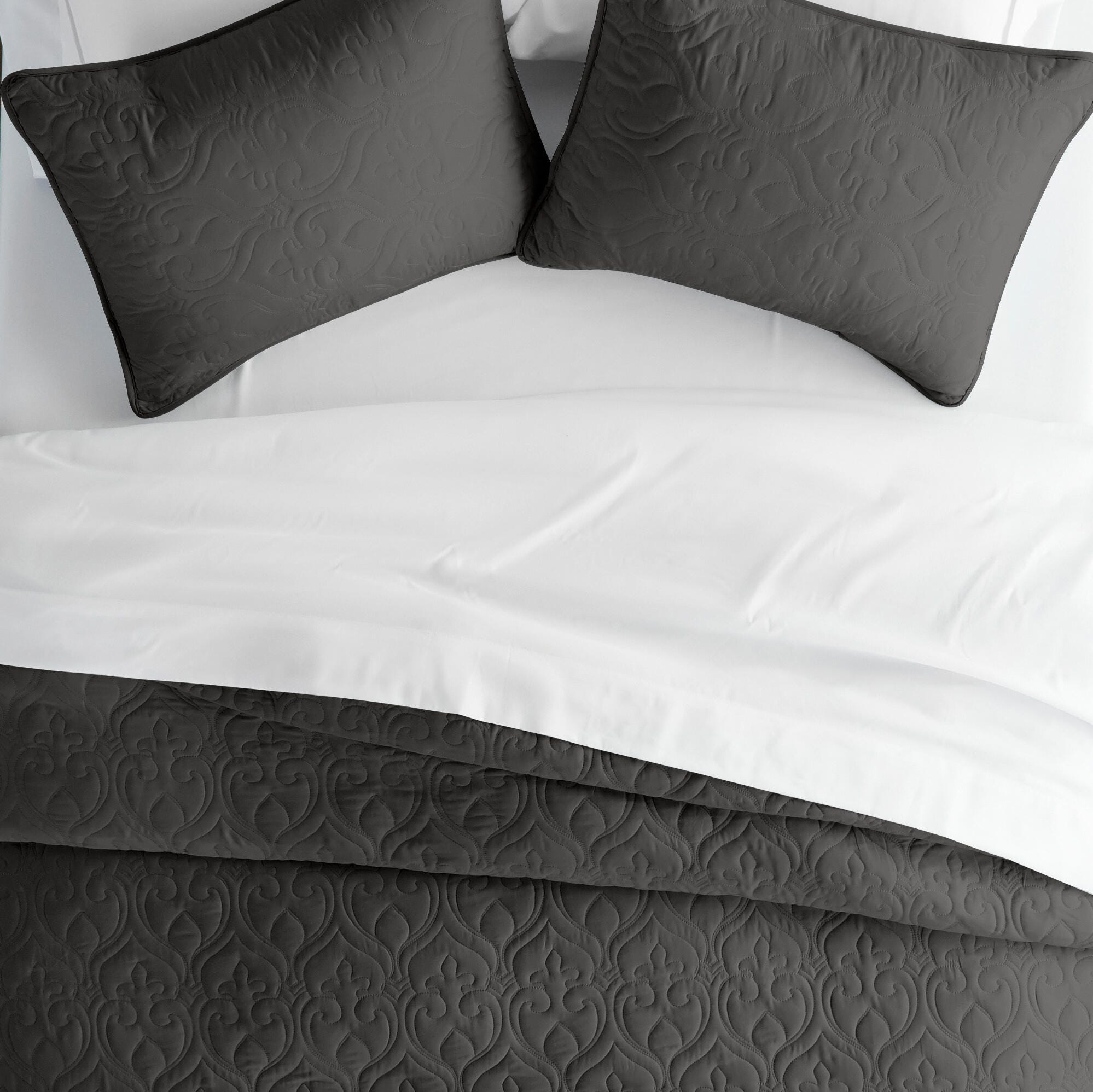 Damask Patterned 3-Piece Twin/Twin XL Quilted Coverlet Set, Gray, large