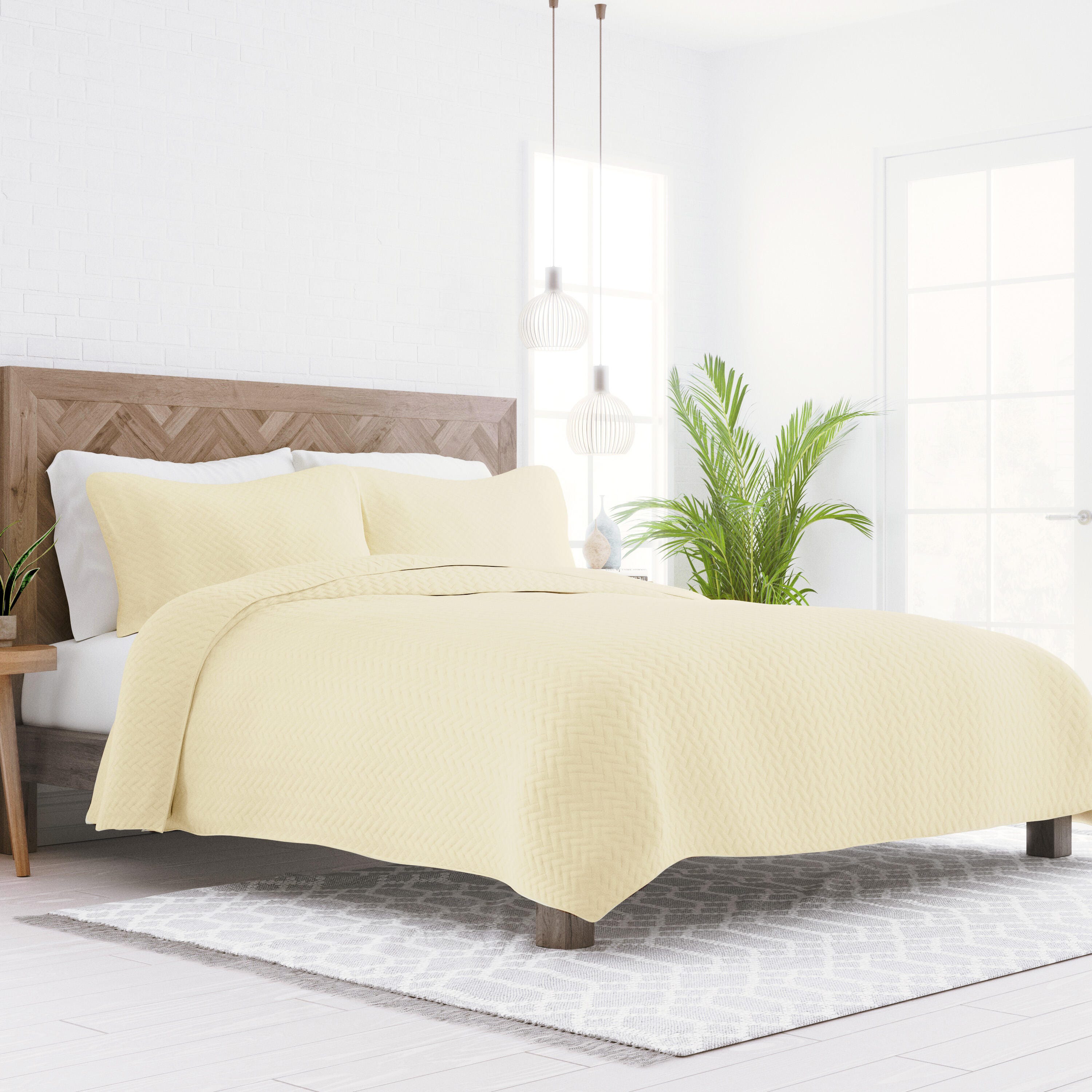 Herring Patterned 3-Piece Twin/Twin XL Quilted Coverlet Set, Yellow, rollover