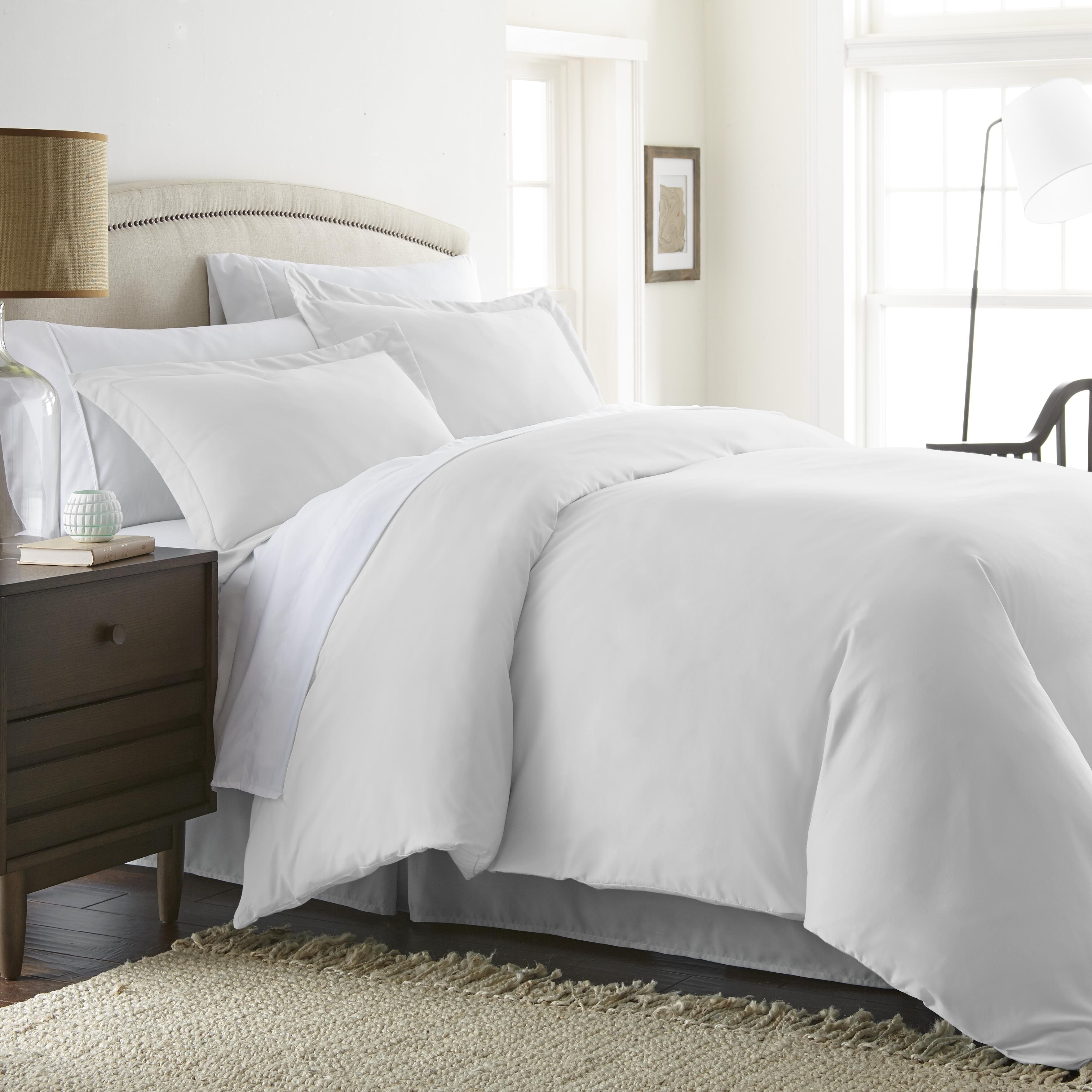 Three Piece Twin/Twin XL Duvet Cover Set, White, rollover