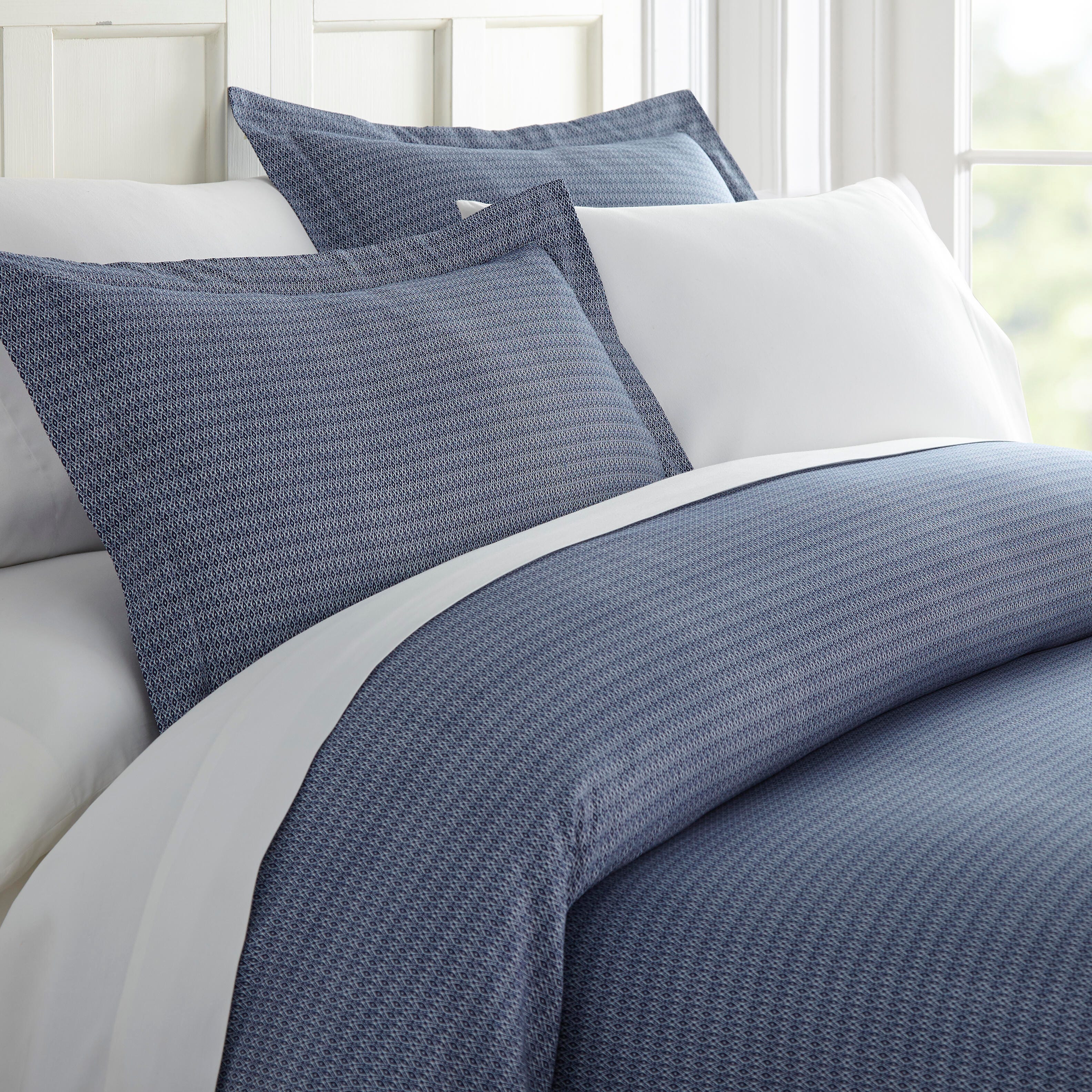 Diamond Patterned 3-Piece King/California King Duvet Cover Set, Navy, large