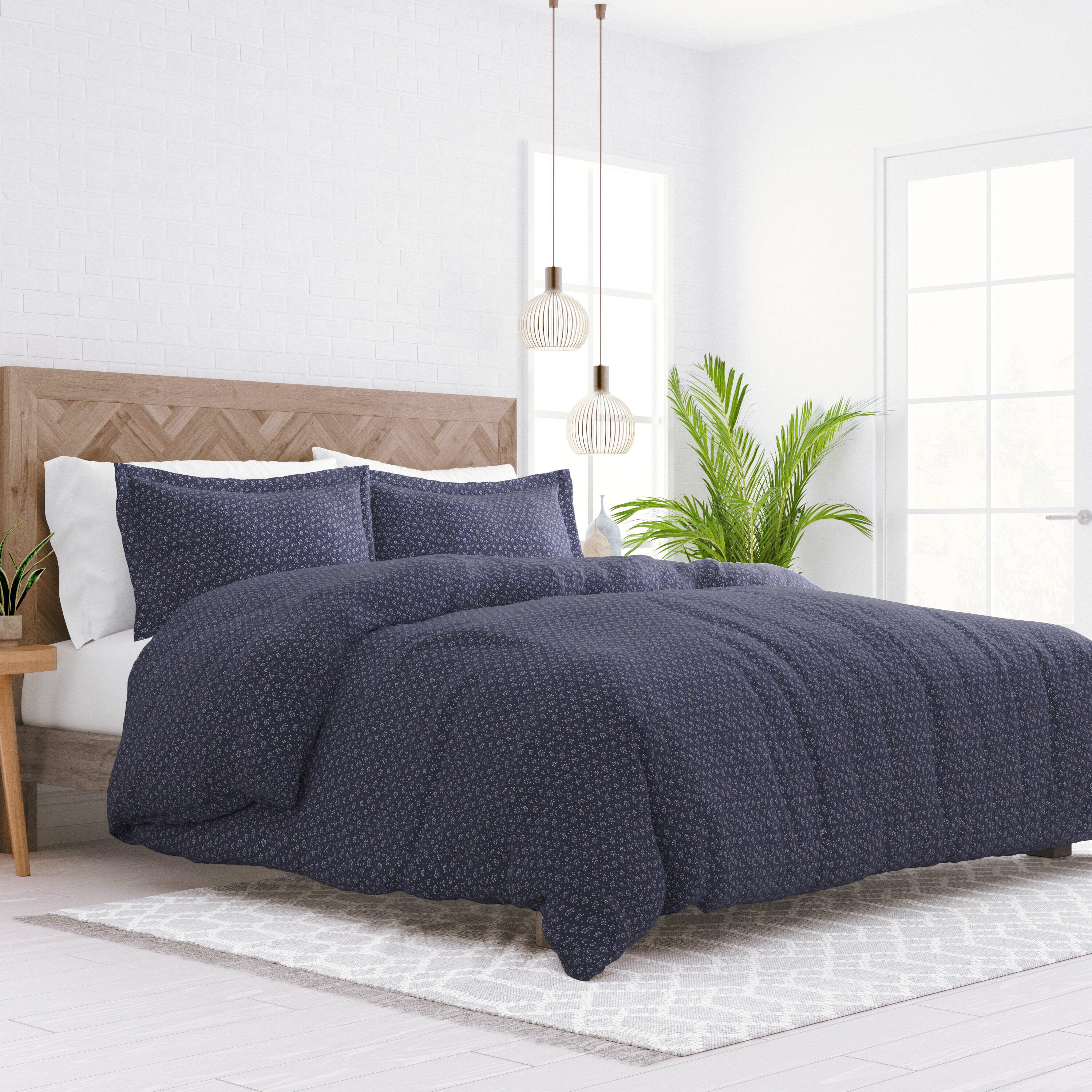 Midnight Blossom Patterned 3-Piece King/California King Duvet Cover Set, Navy, large