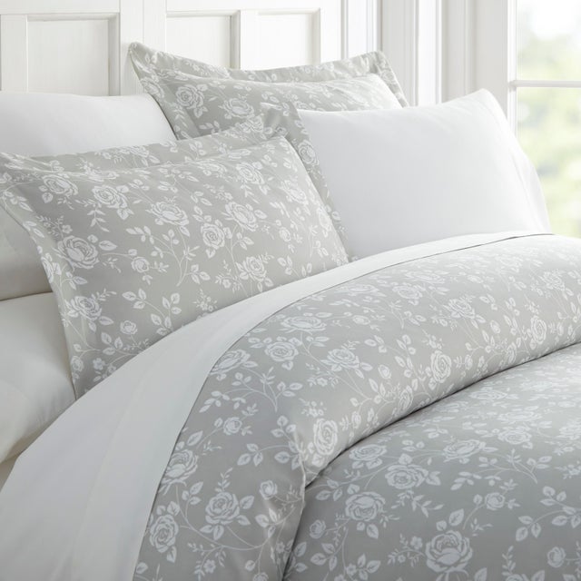 iEnjoy Home Rose Patterned Full/Queen Duvet Set