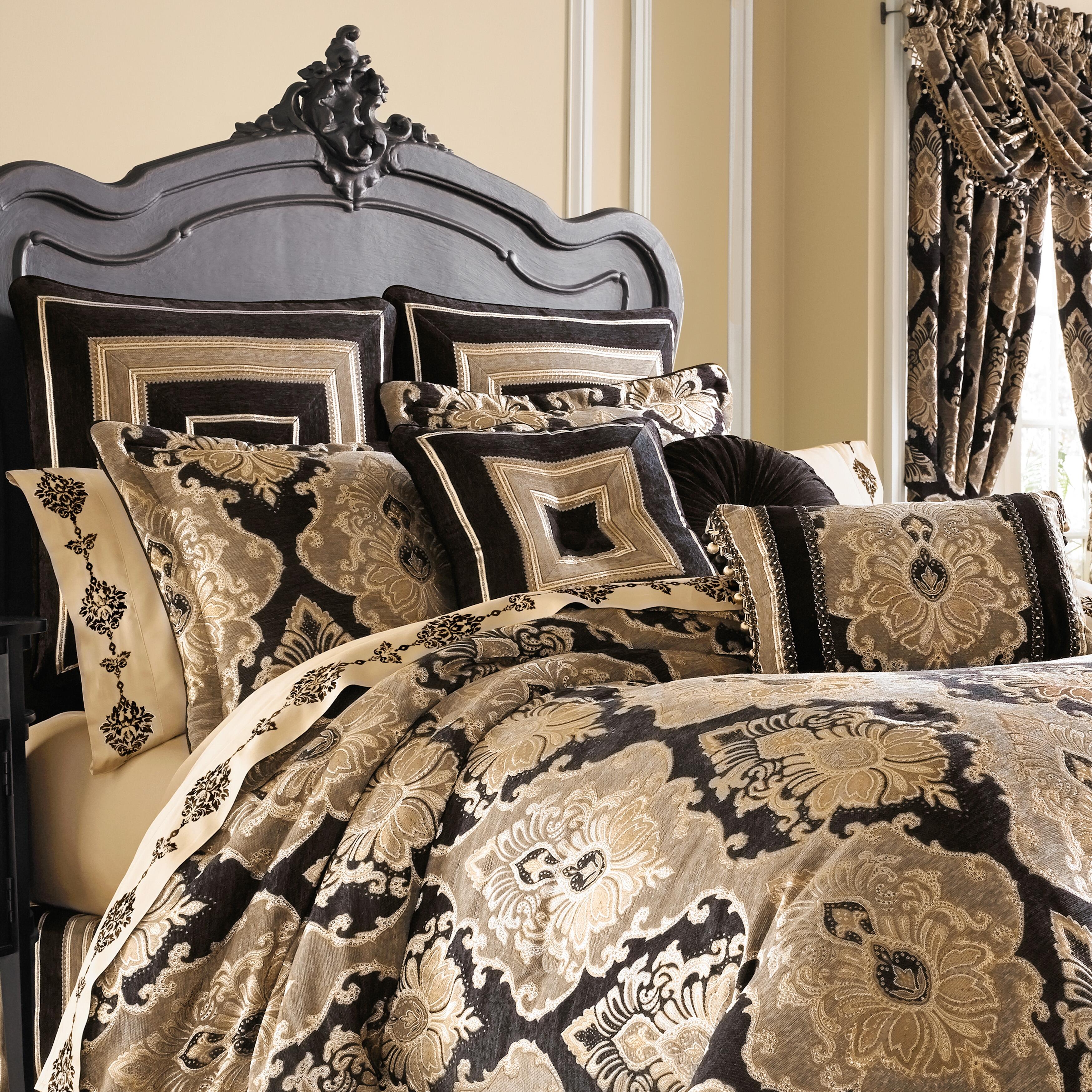 J.Queen New York Bradshaw Black 4 Piece Piece Comforter Set, Black, large