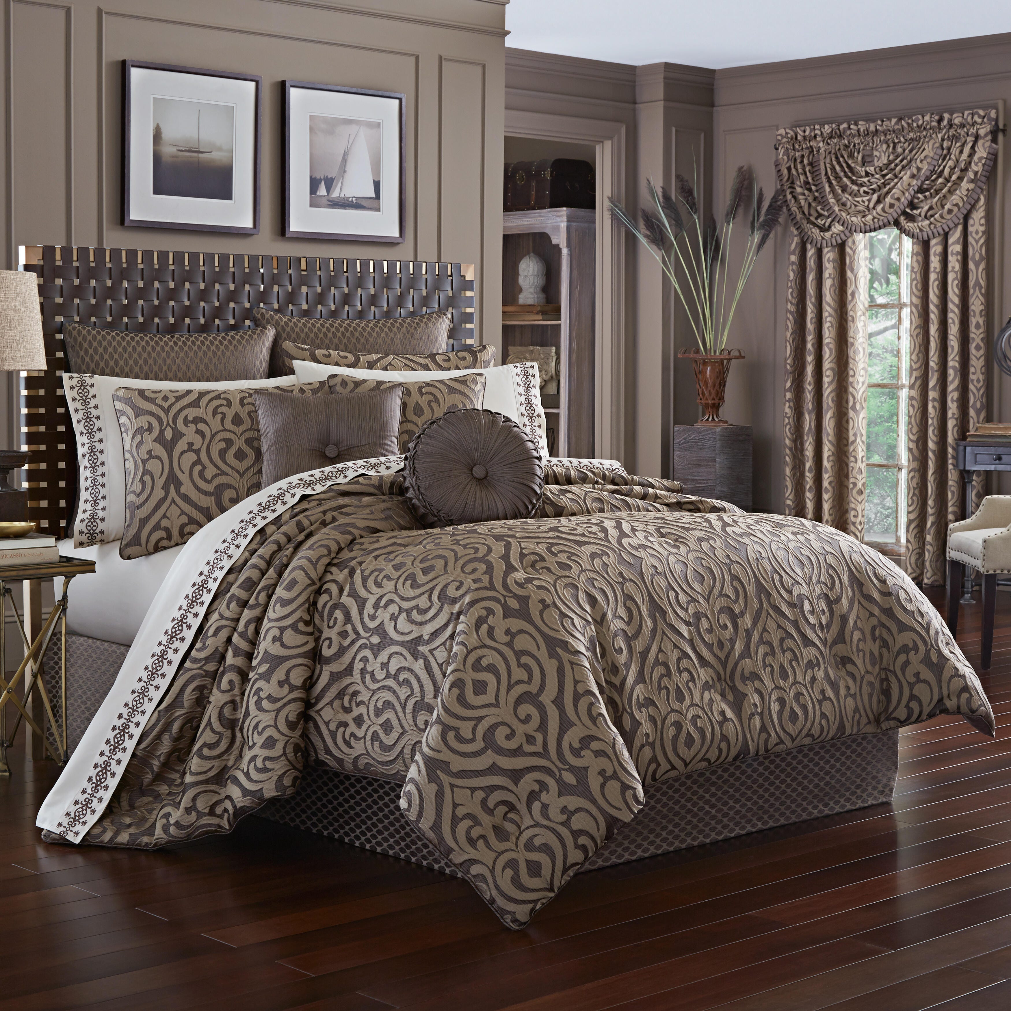 J.Queen New York Astoria Mink 4 Piece California King Comforter Set, Mink, large