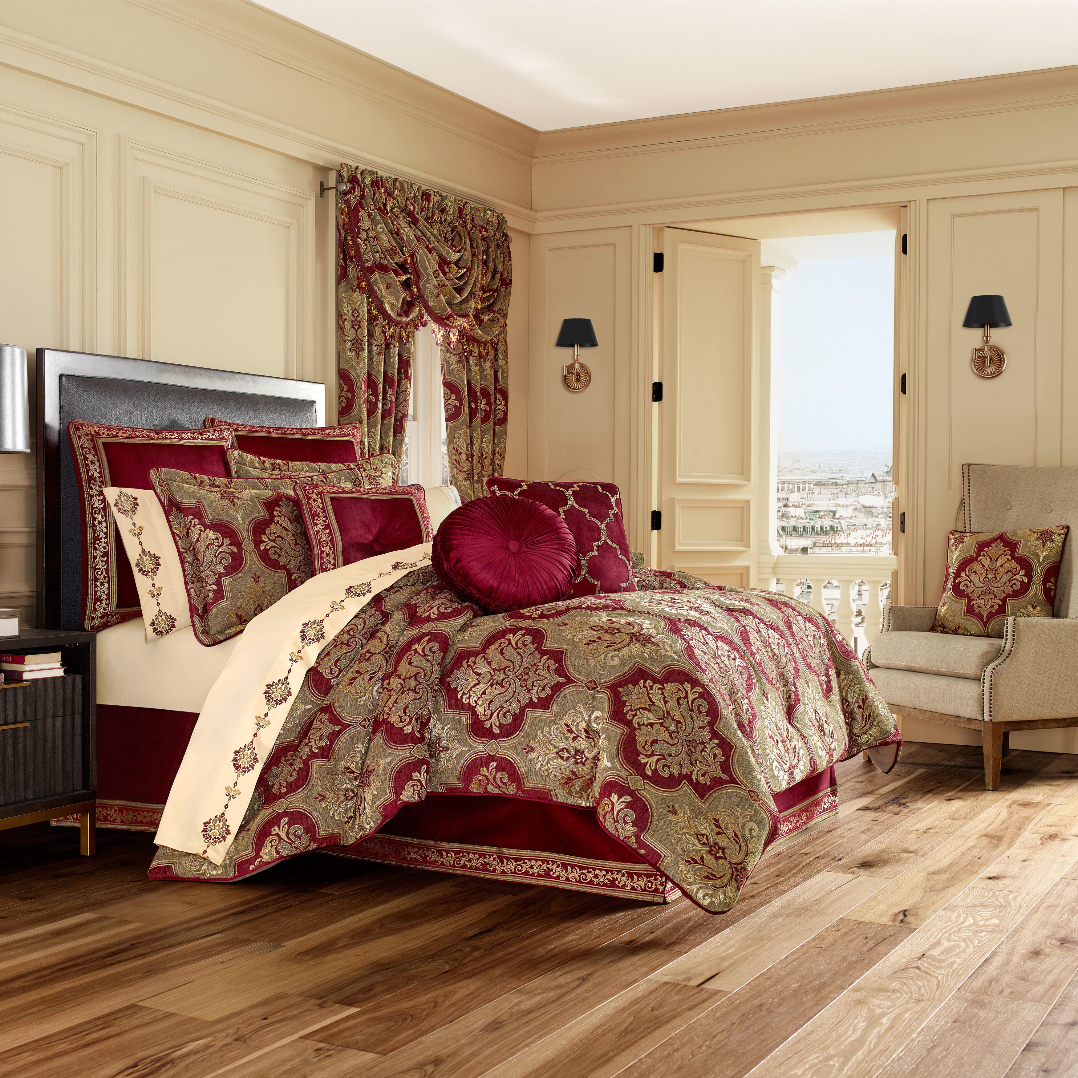 J. Queen New York Bradshaw Queen 4 Piece Comforter Set | Ashley