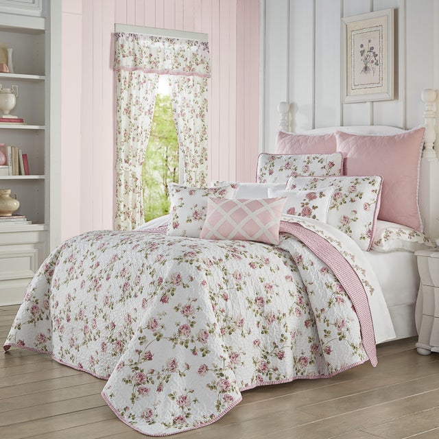 Royal Court Rosemary Full/Queen Quilt Set