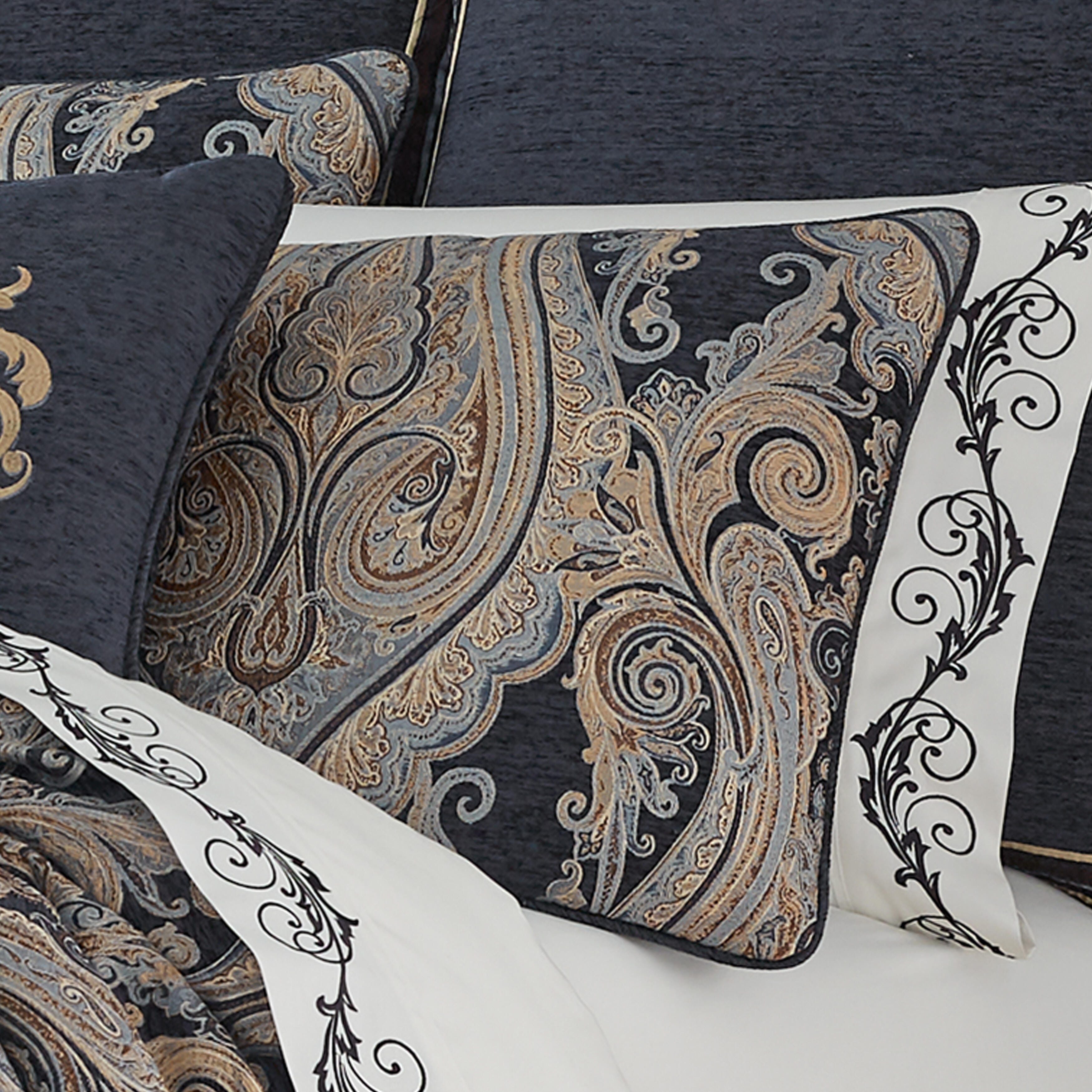 J.Queen New York Luciana Indigo 4 Piece Piece Comforter Set, Indigo, large