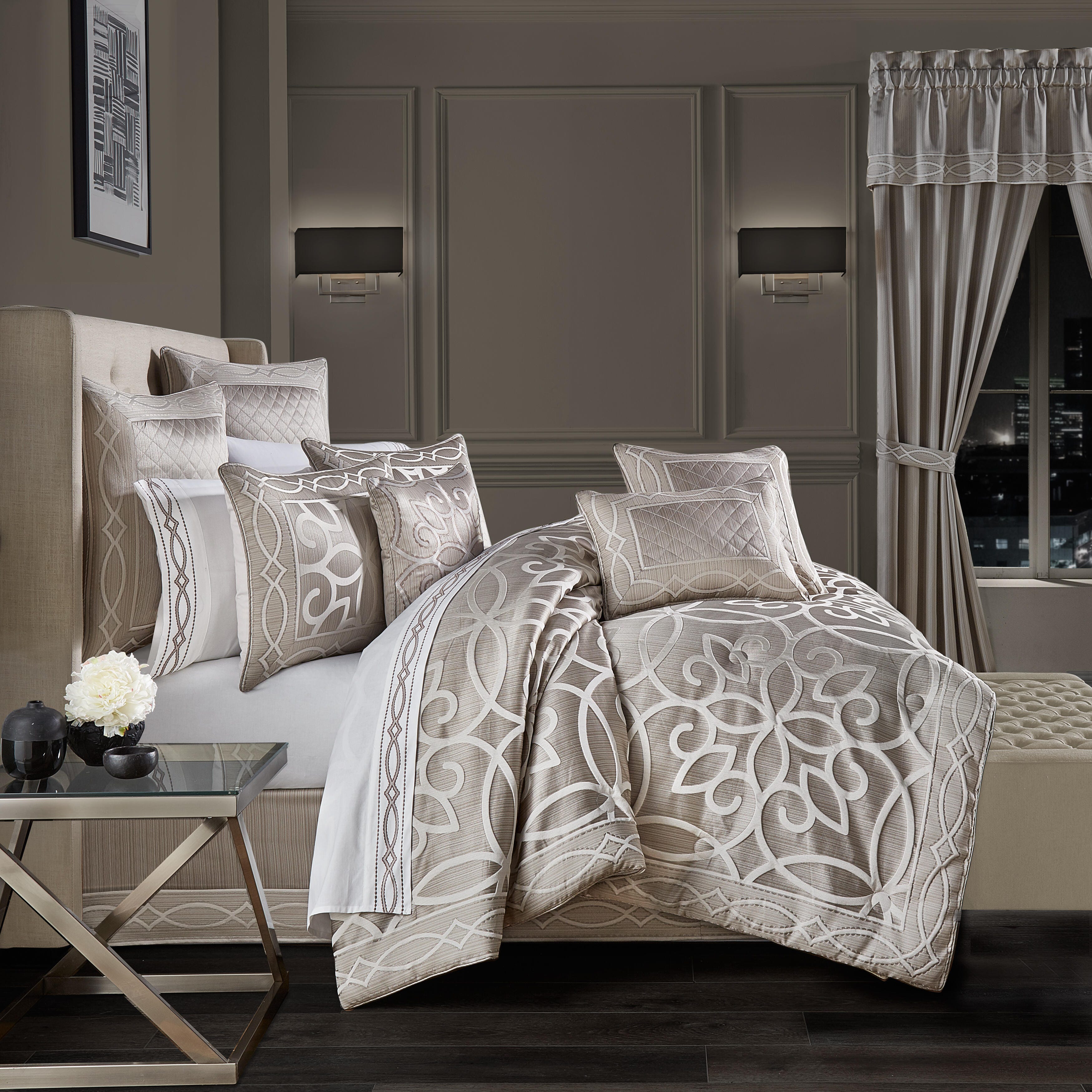 J.Queen New York Deco 4 Piece Comforter Set, , large