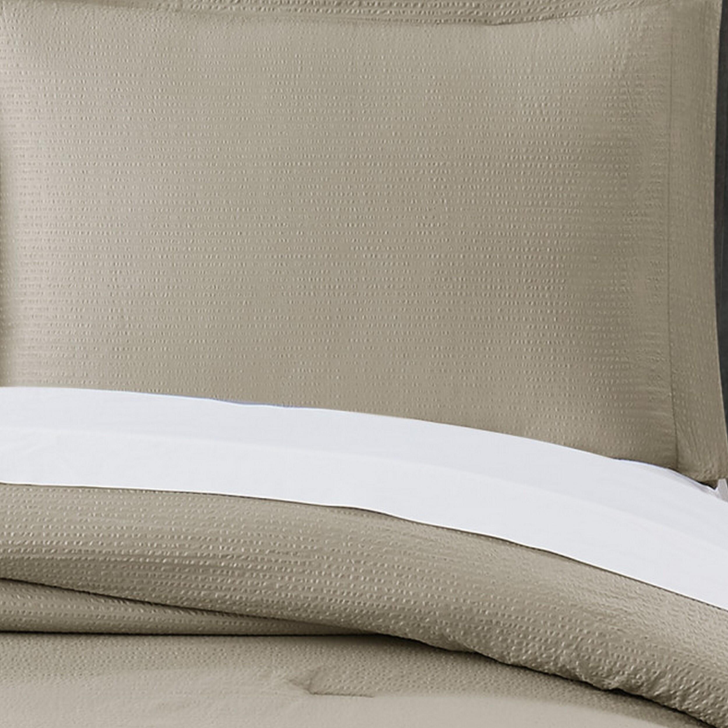 Truly Calm Antimicrobial 7 Piece Queen Bed in a Bag