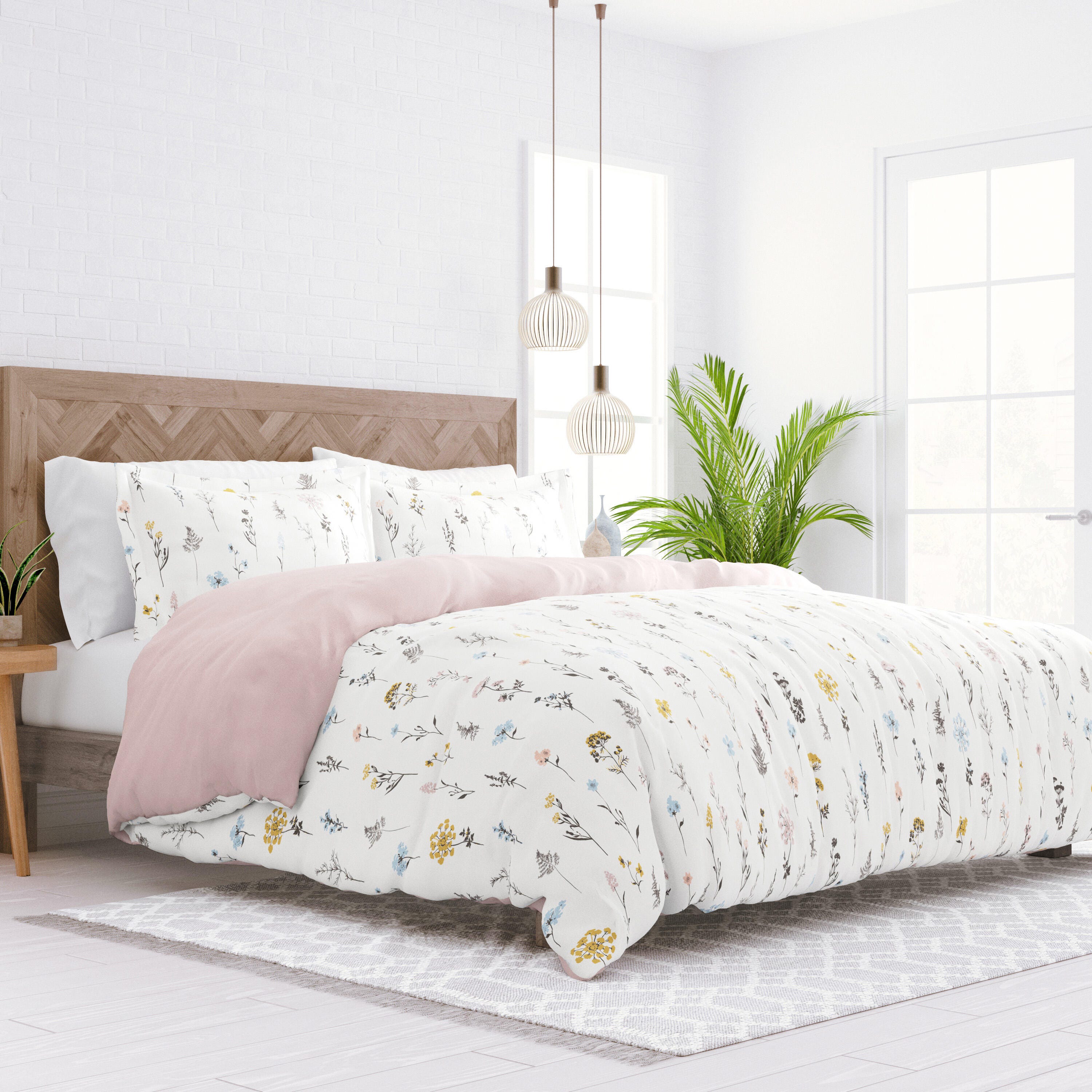 Home Collection Premium Ultra Soft Wild Flower Pattern 3-Piece Reversible Queen Duvet Cover Set, Pink, large