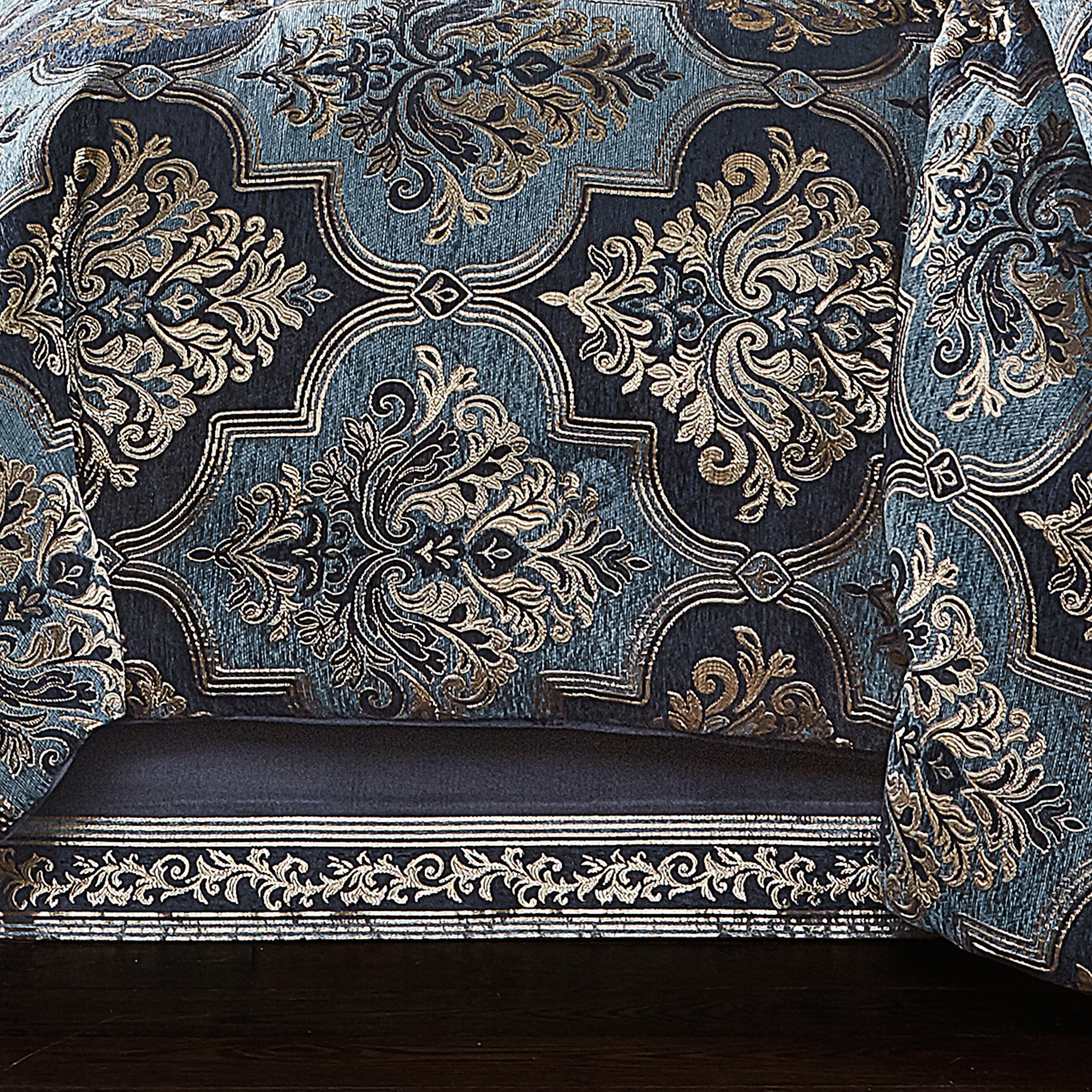 J. Queen New York Middlebury 4-Piece Comforter Set | Ashley