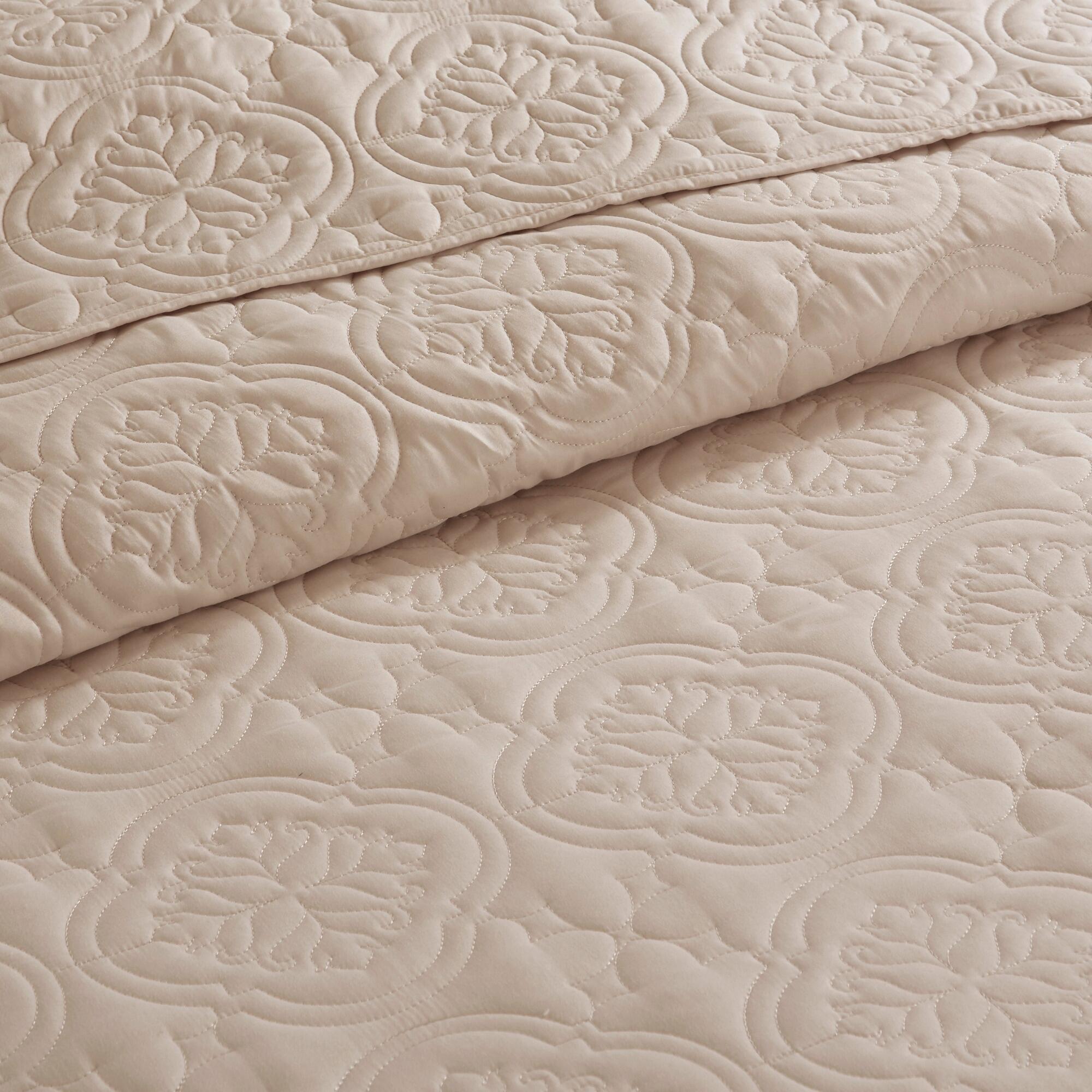 JLA Home Oakley 3 Piece Reversible Bedspread Set, Khaki, large