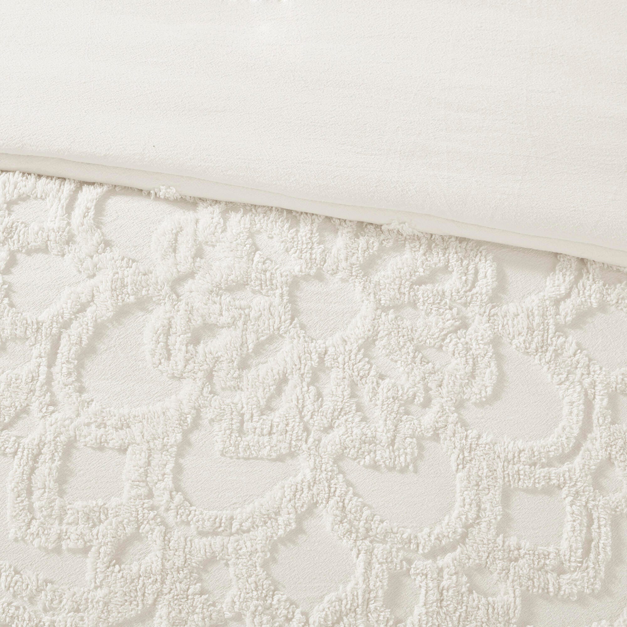 Cecily 3-Piece Tufted Cotton Chenille Medallion King/California King Duvet Cover Set