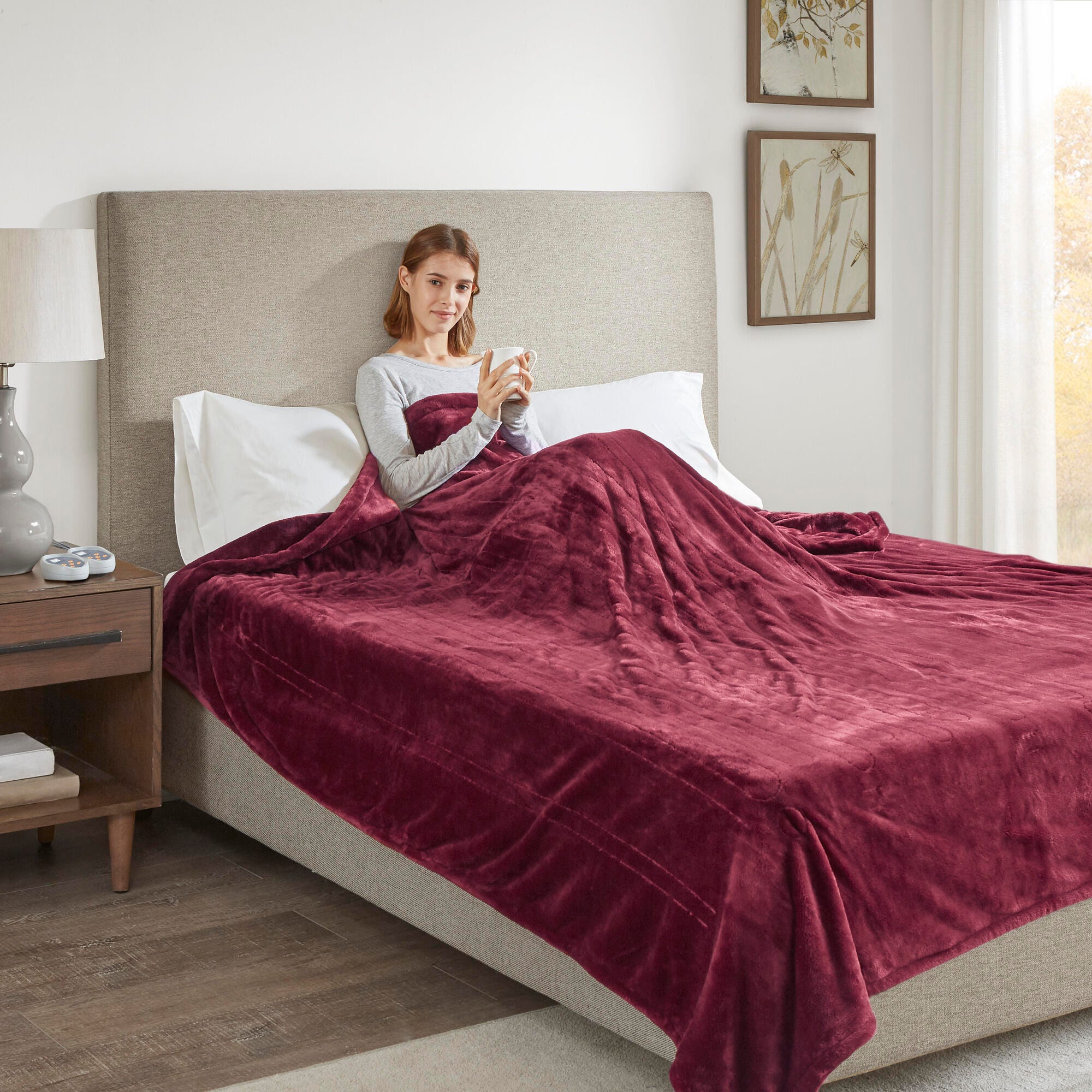 Beautyrest Twin Heated Blanket, Red, large
