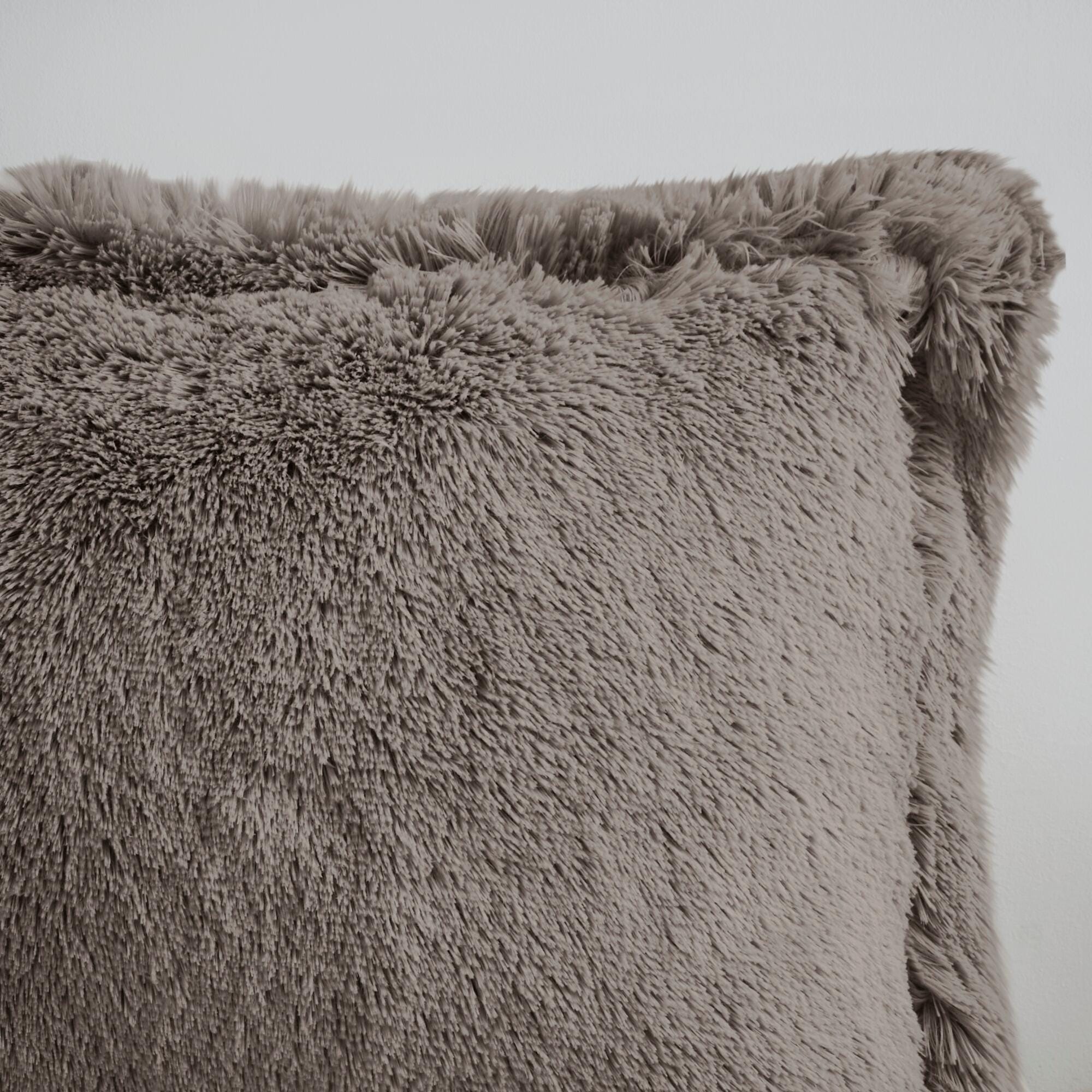 Intelligent Design Malea Twin/Twin XL Shaggy Faux Fur Comforter Set, Gray, large