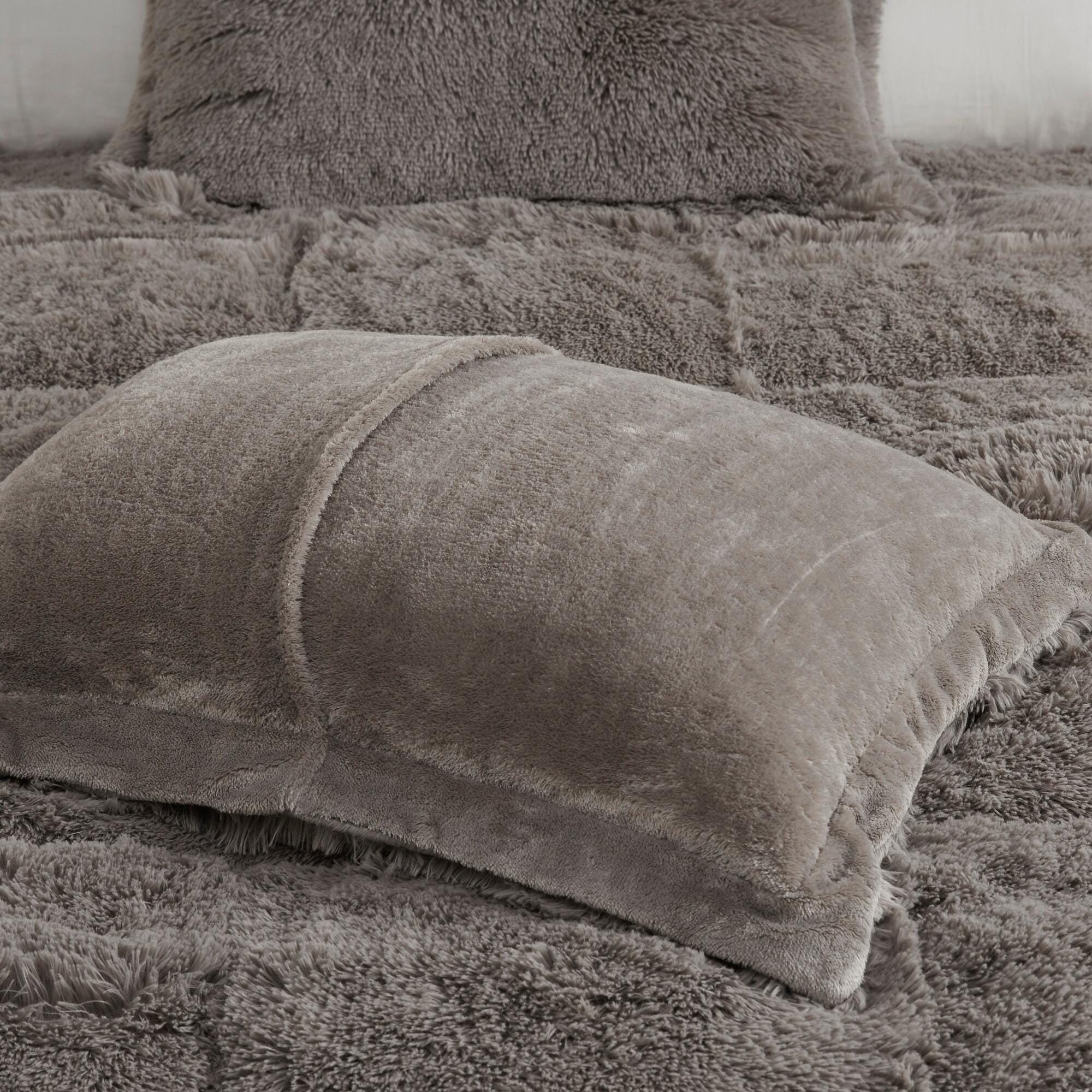 Intelligent Design Malea Full/Queen Shaggy Faux Fur Comforter Set, Gray, large
