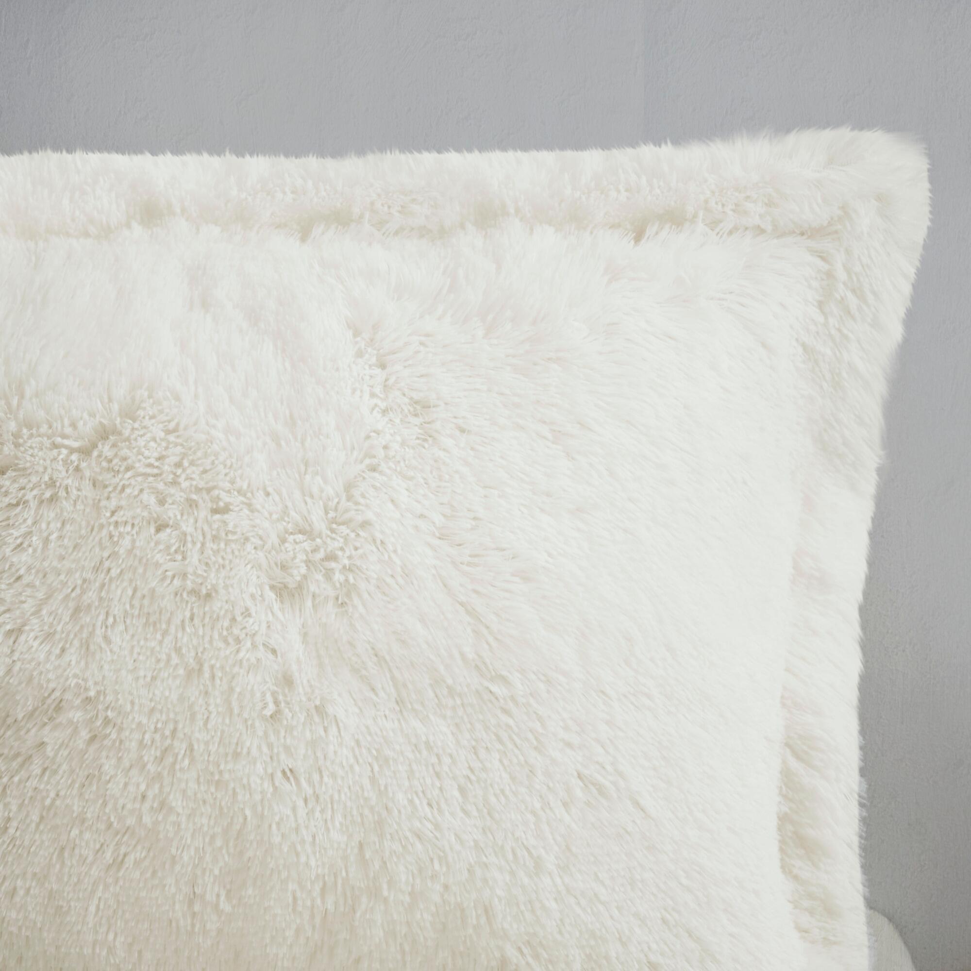 Intelligent Design Malea King/California King Shaggy Faux Fur Comforter Set, Ivory, large