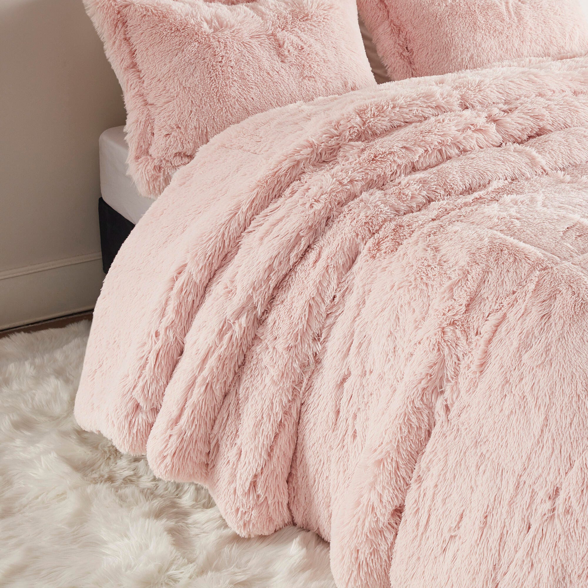Intelligent Design Malea Twin/Twin XL Shaggy Faux Fur Comforter Set, Blush, large