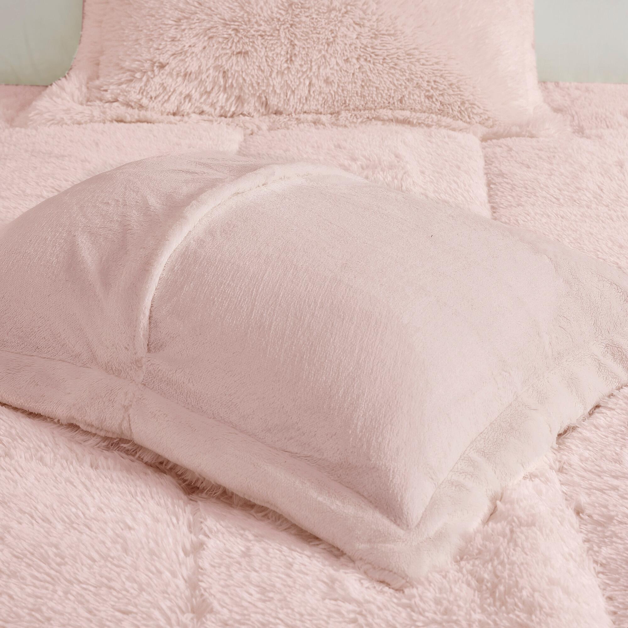 Intelligent Design Malea Full/Queen Shaggy Faux Fur Comforter Set, Blush, large