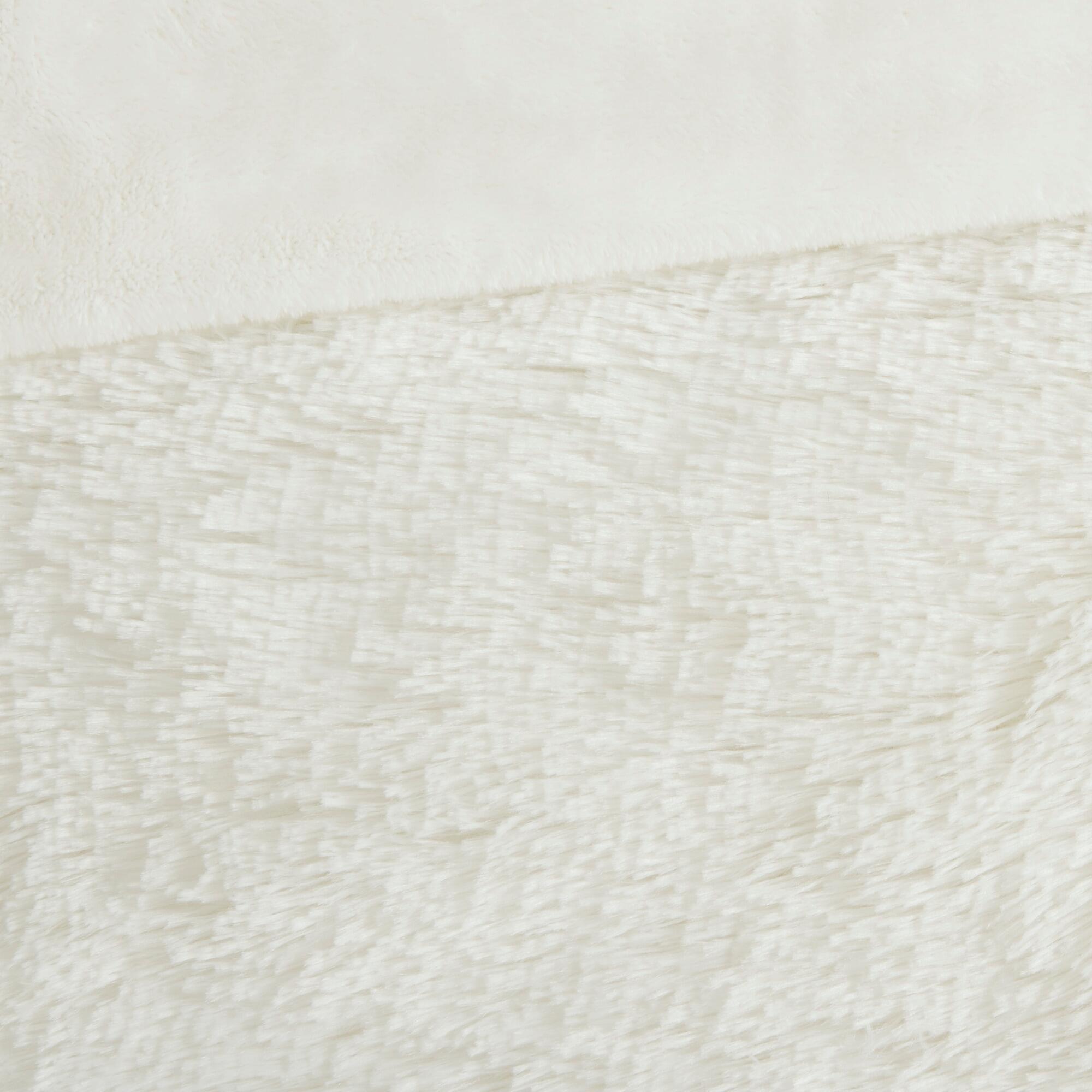 Swatch color Ivory 