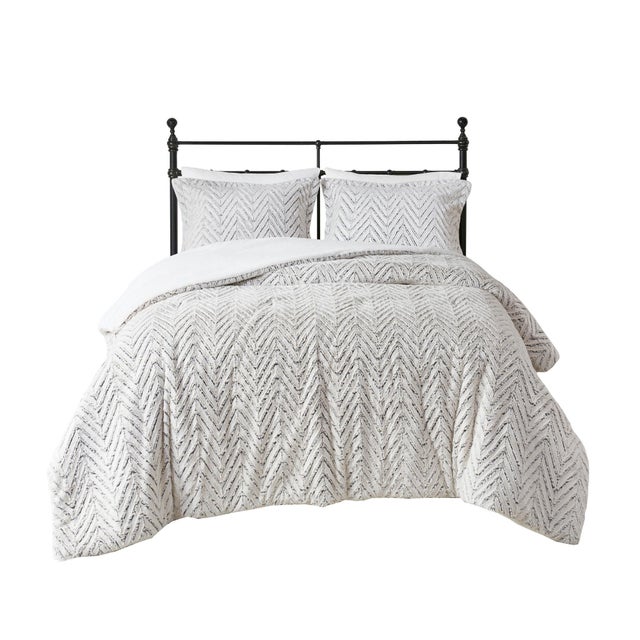 Aurora Ultra Plush Down Alternative Full/Queen Comforter Set