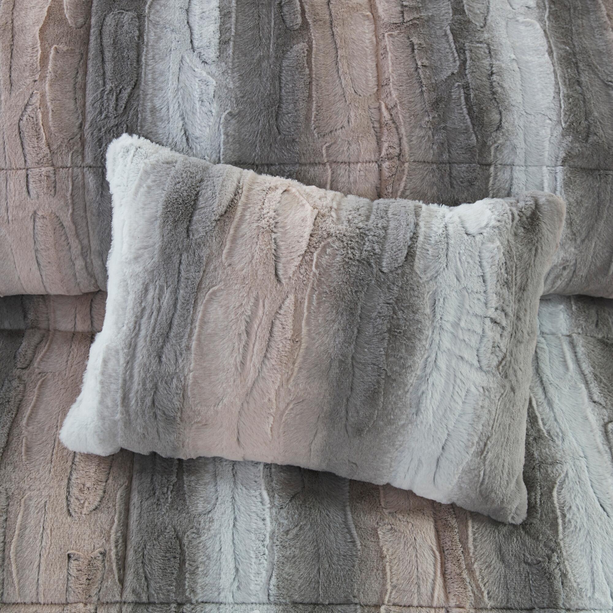 Madison Park Marselle Zuri/Zuri Full/Queen 4 Piece Faux Fur Comforter Set, Blush/Gray, large