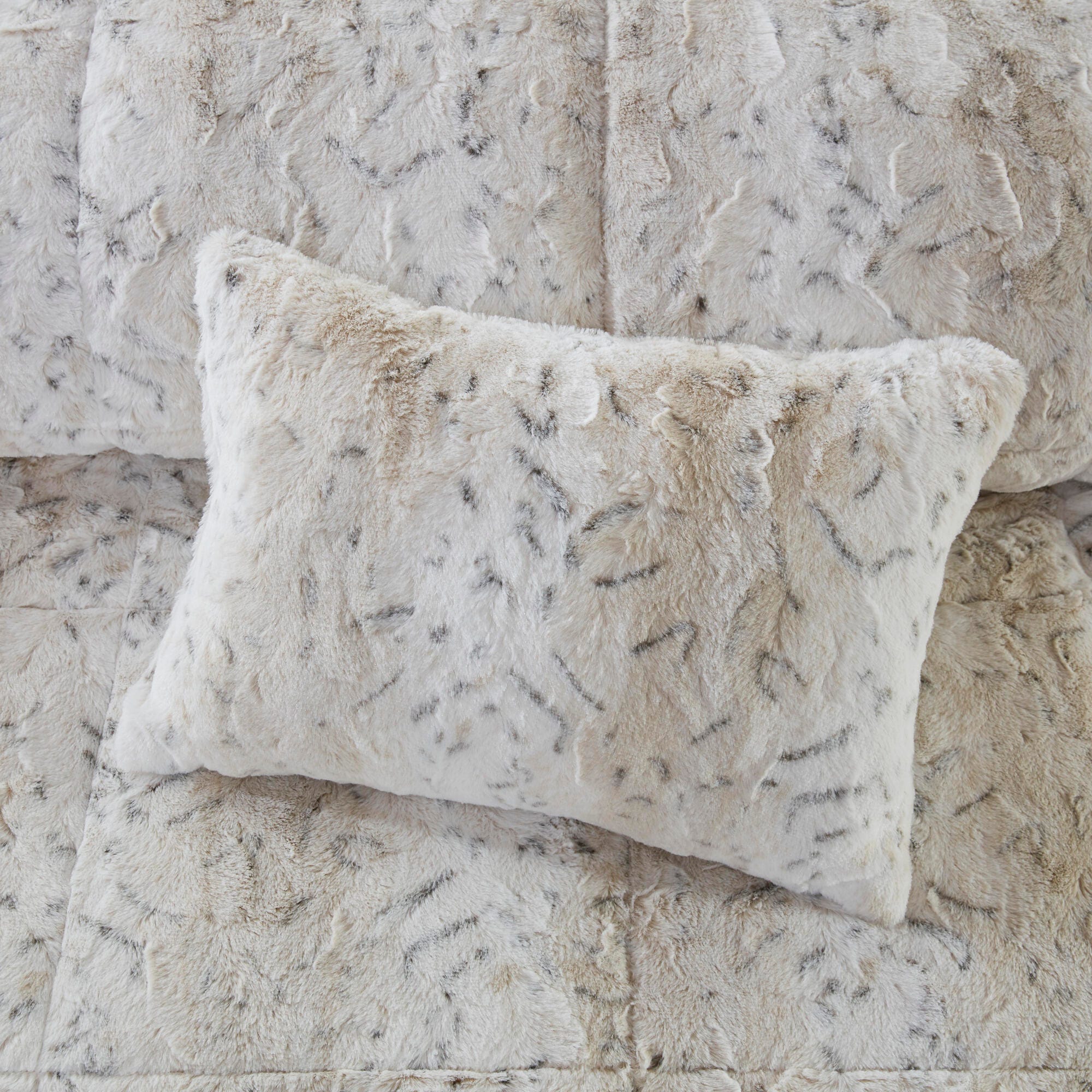Madison Park Marselle Zuri Full/Queen 4 Piece Faux Fur Comforter Set, Snow Leopard, large