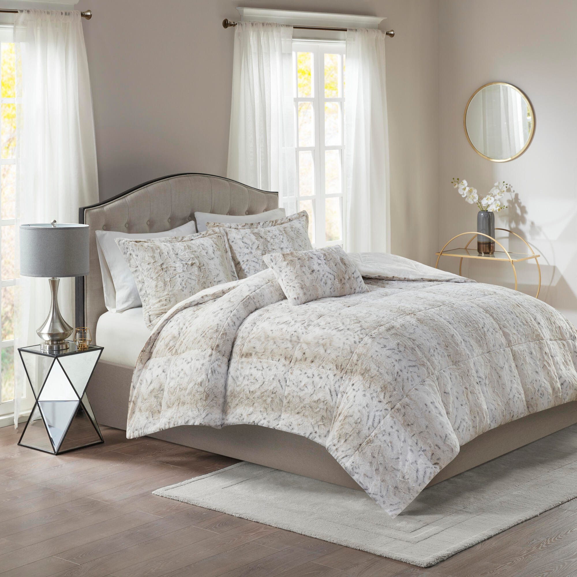 Madison Park Marselle Zuri King 4 Piece Faux Fur Comforter Set, Snow Leopard, large