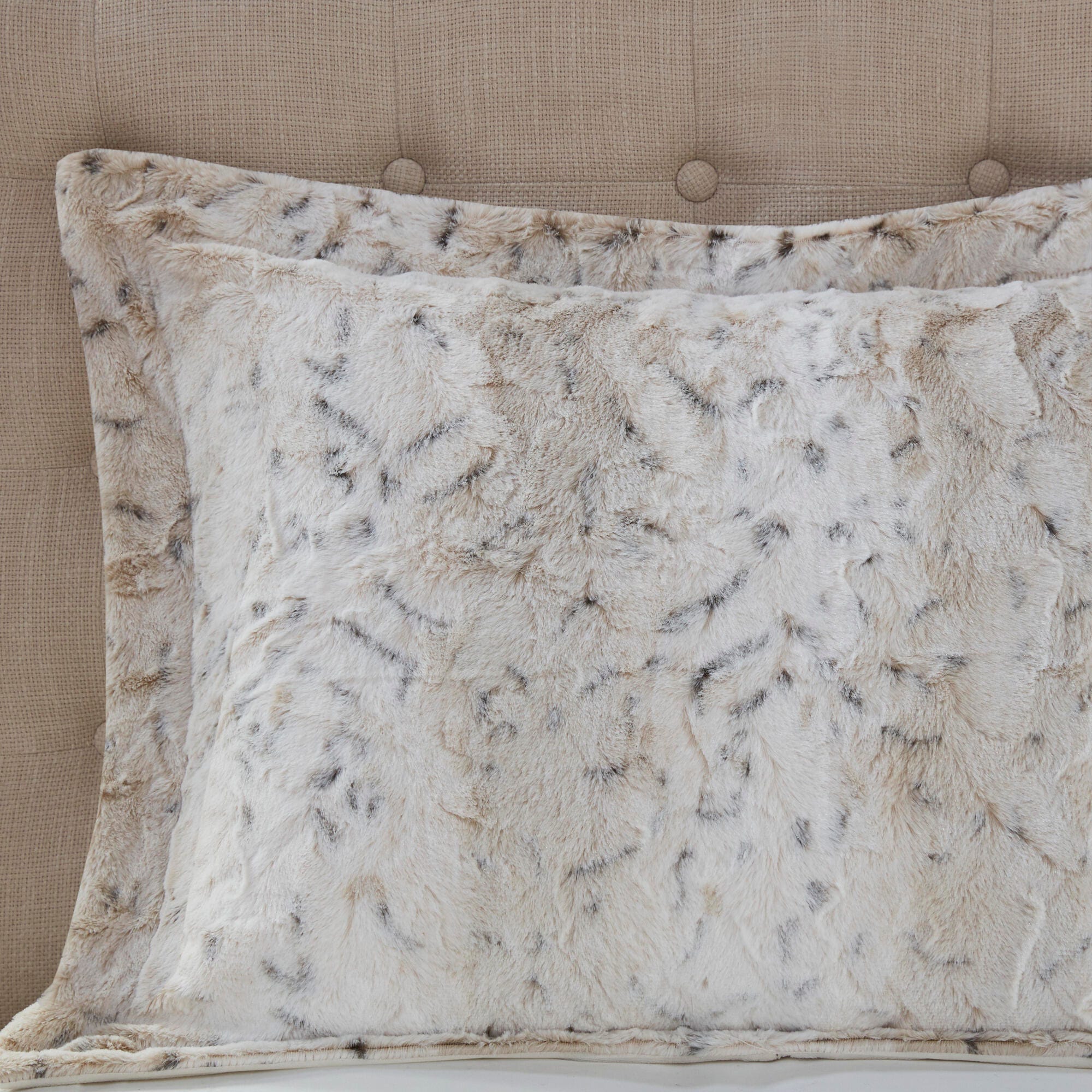 Madison Park Marselle Zuri King 4 Piece Faux Fur Comforter Set, Snow Leopard, large