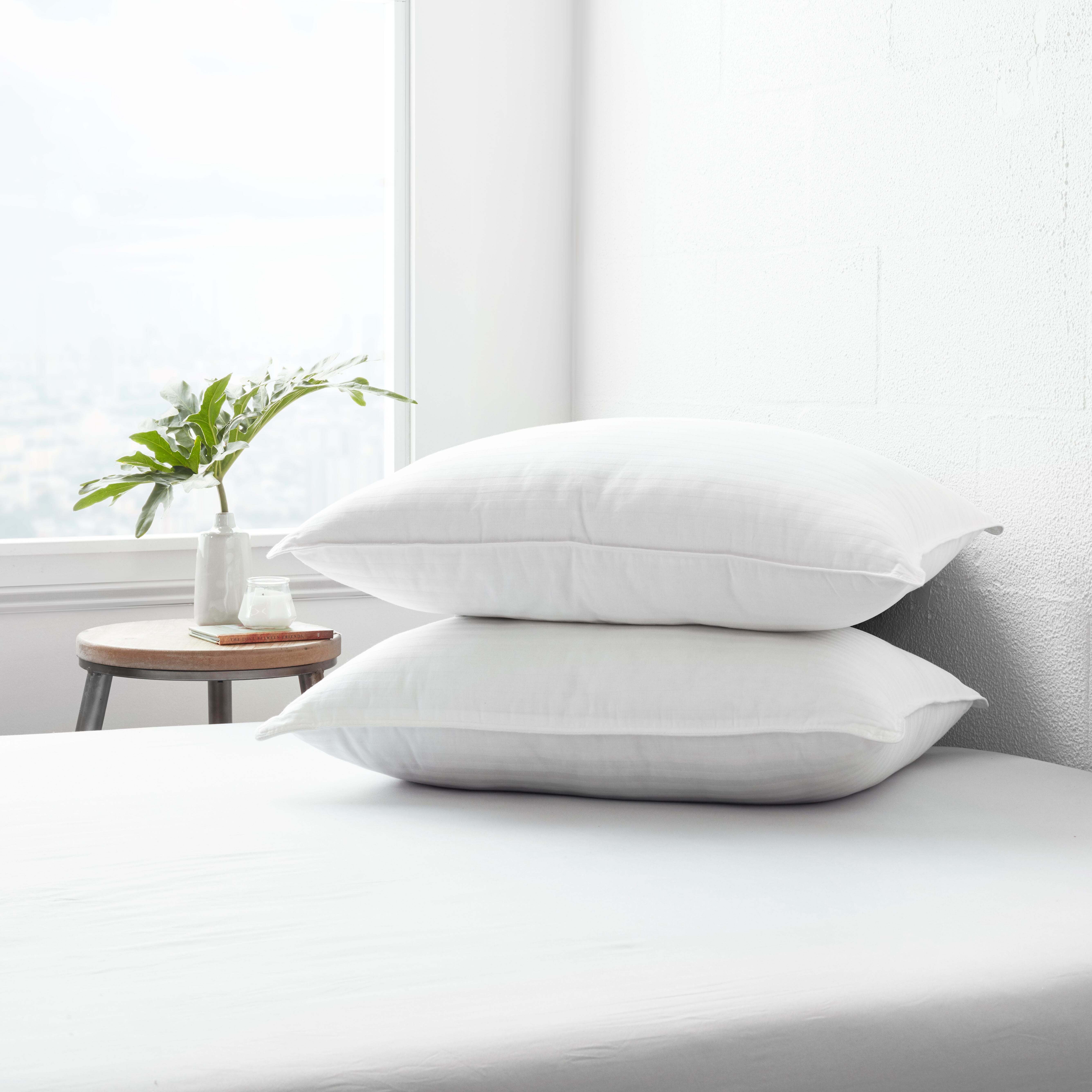 Home Collection 2 Pack Plush Down Alternative Gel Fiber Pillows, White, large