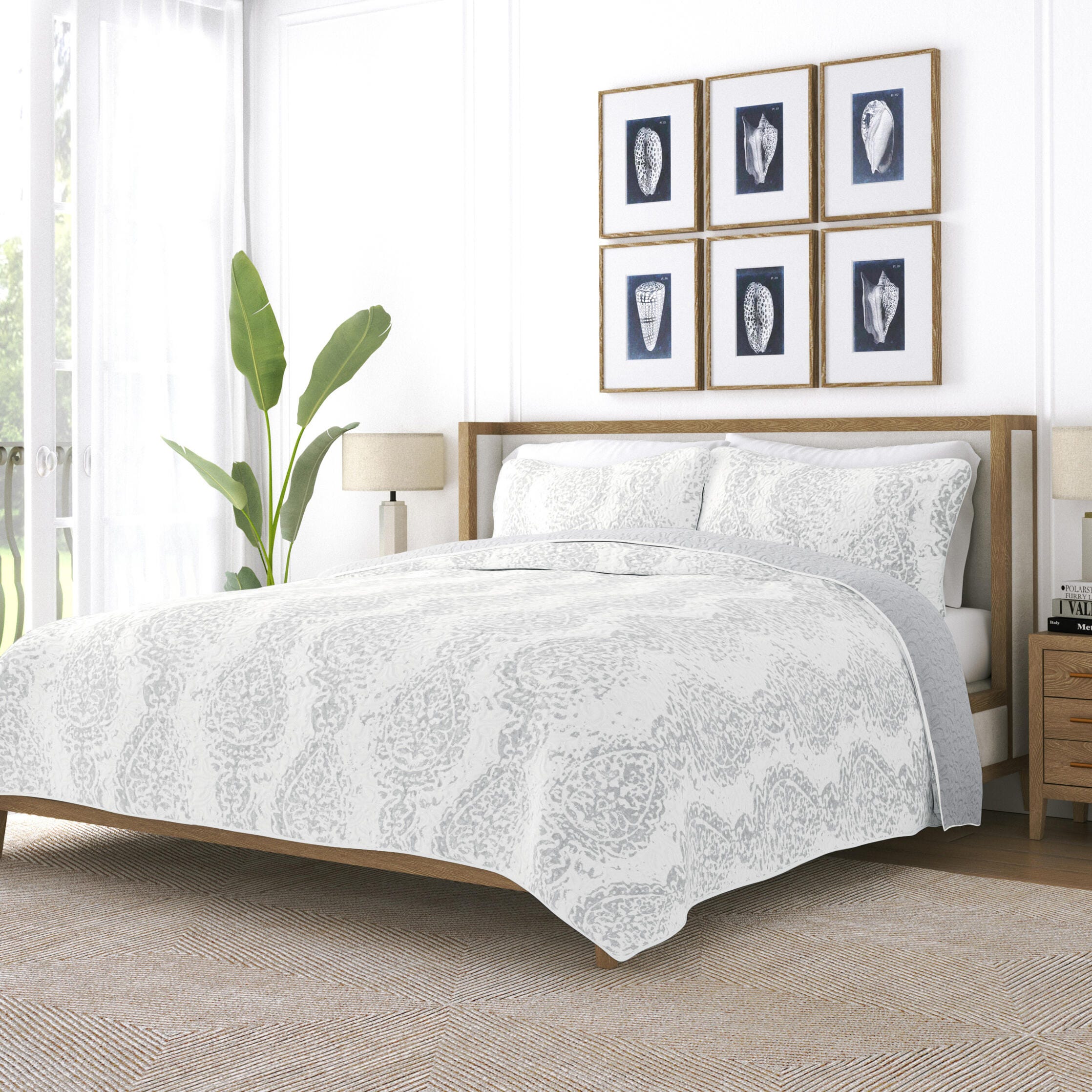 Ienjoy Home All Season 3 Piece Full/Queen Distressed Damask Reversible Quilt Set with Shams, Light Gray, large
