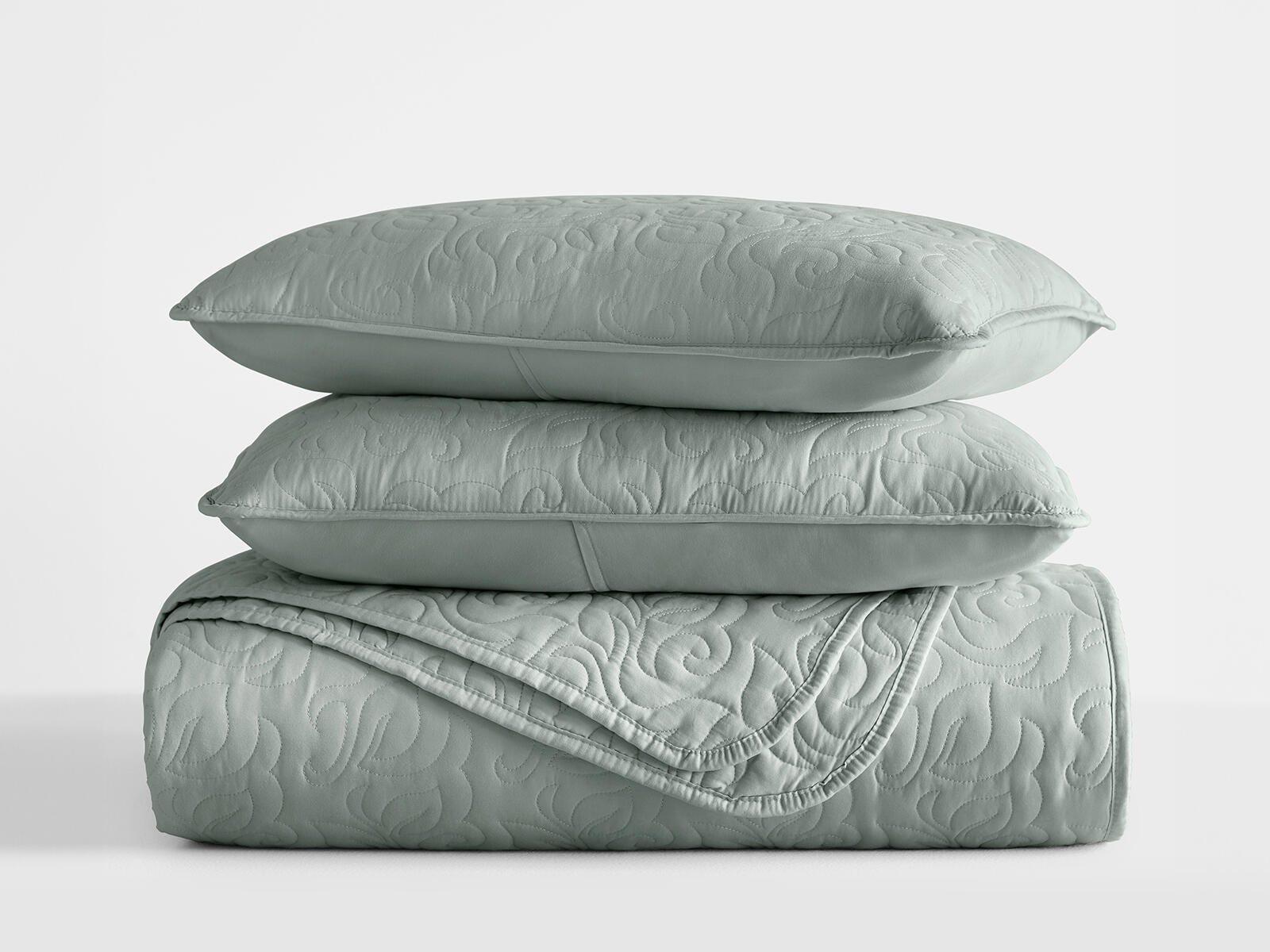 Ienjoy Home All Season 3 Piece Full/Queen Floral Stitch Quilt Set with Shams, Eucalyptus, large