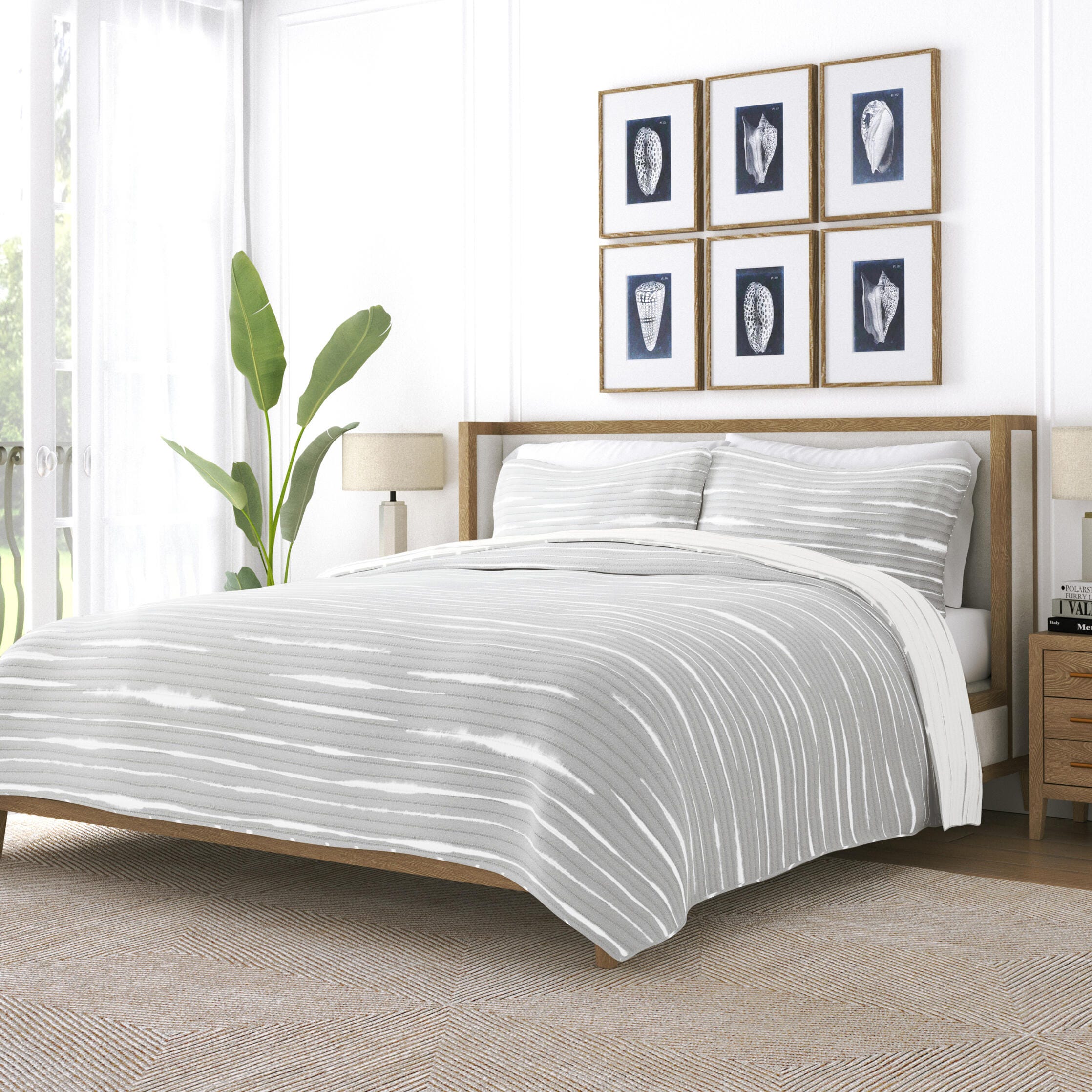 Ienjoy Home All Season 3 Piece Full/Queen Horizon Lines Reversible Quilt Set with Shams, Light Gray, large