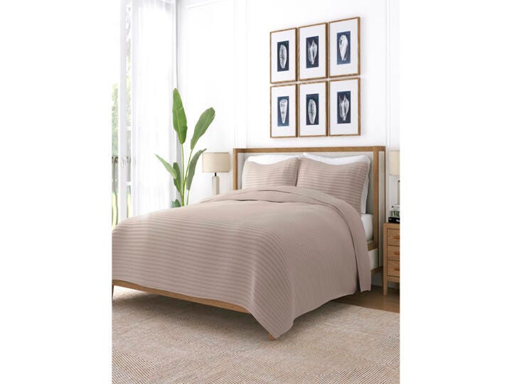 Ienjoy Home All Season 3 Piece Full/Queen Stripe Stitch Quilt Set with Shams, Latte, large