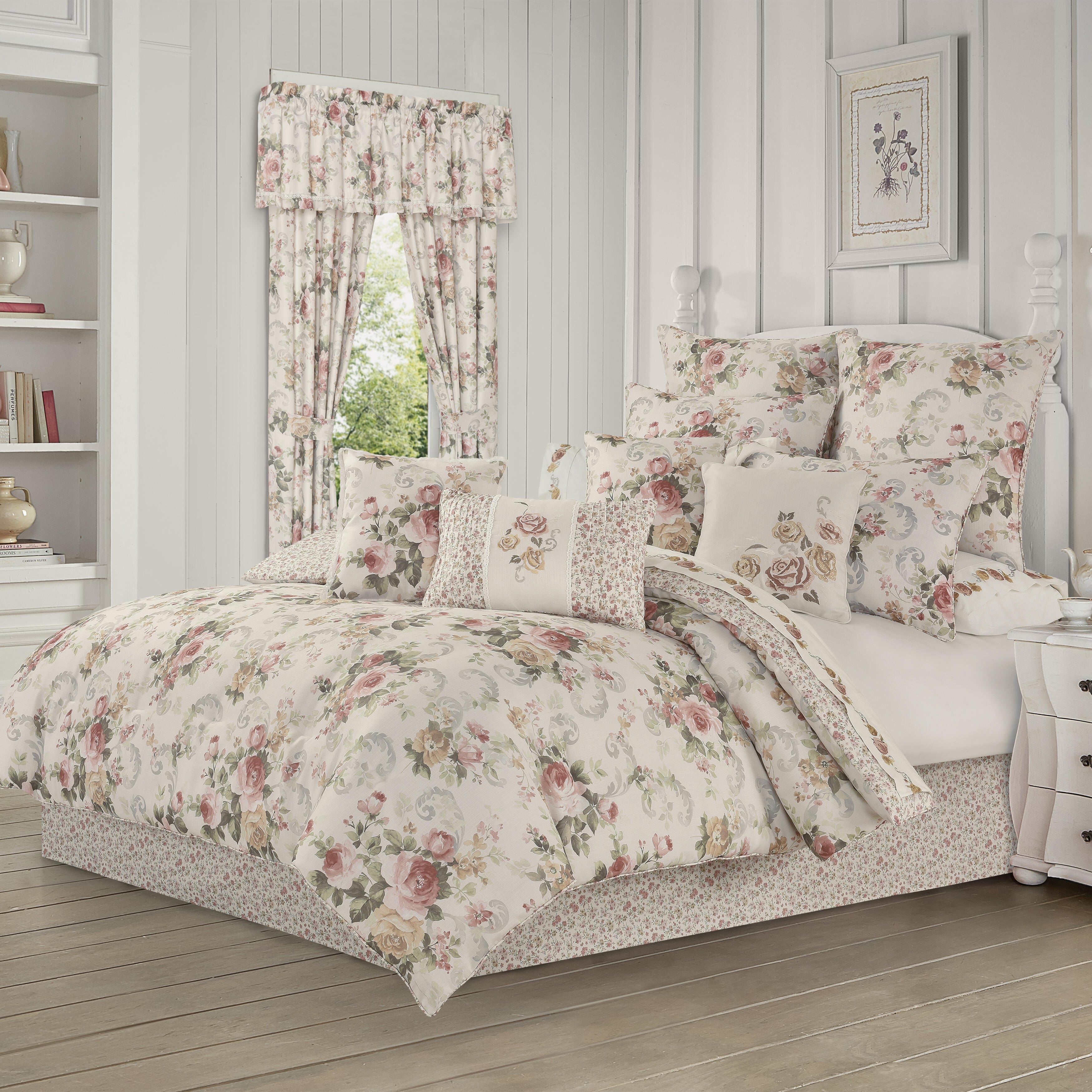 Royal Court Chablis Full 4 Piece Comforter Set, Rose Gold, large