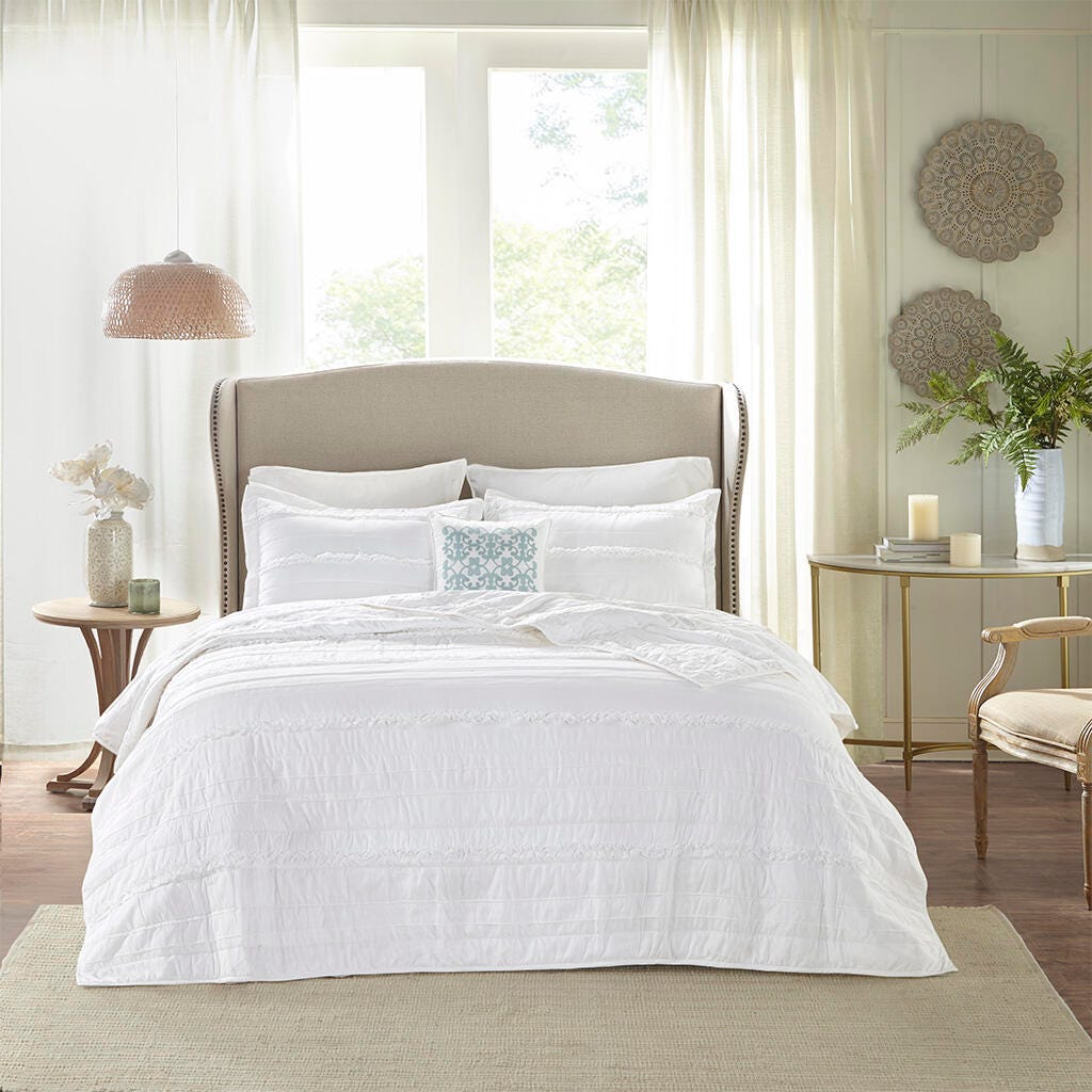 Celeste Full/Queen 4 Piece Reversible Ruffle Quilt Set with Throw Pillow, White, large