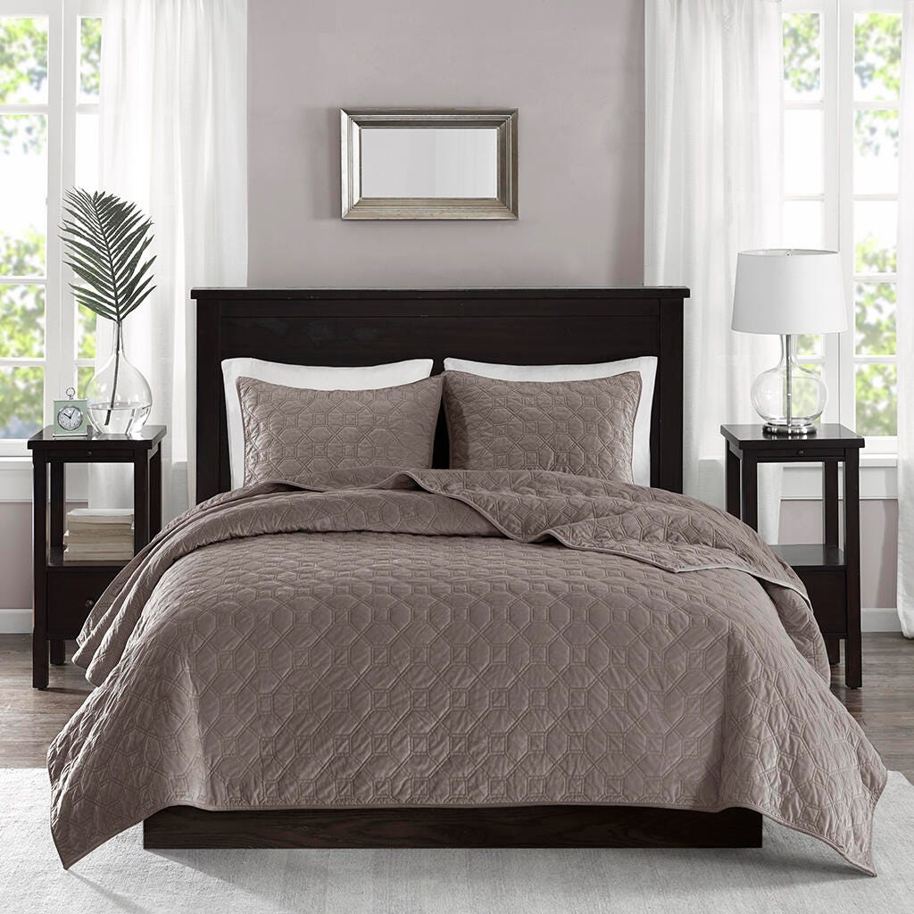 Harper Full/Queen 3 Piece Velvet Quilt Set, Taupe, large