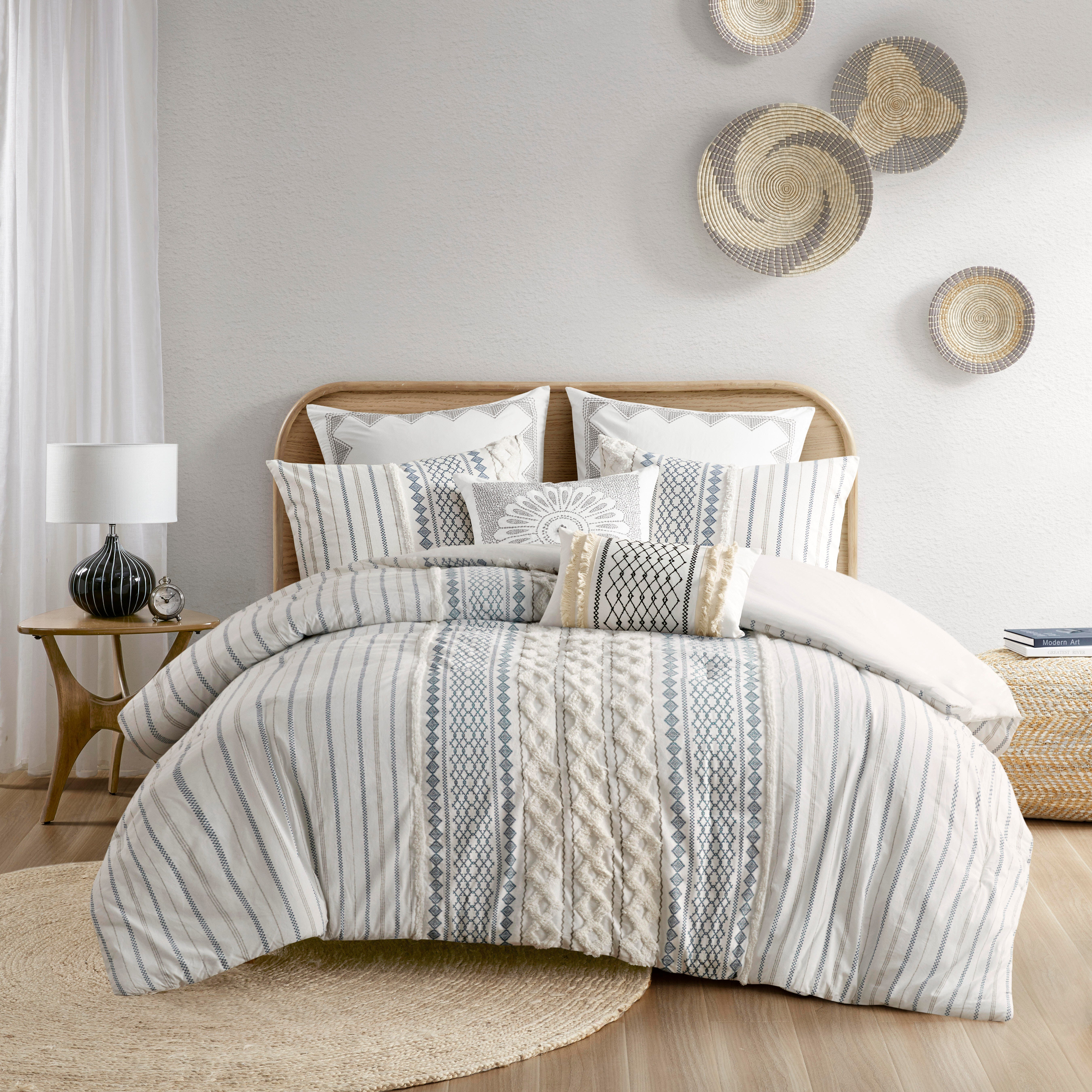Imani Full/Queen Printed Comforter Set with Chenille, Navy, large