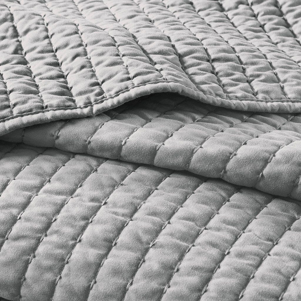 Keaton Full/Queen 3 Piece Quilt Set, Gray, large