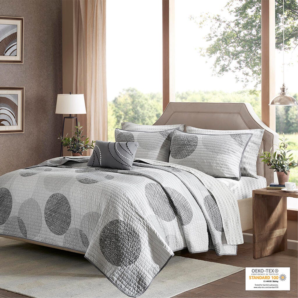 Knowles Full 8 Piece Quilt Set with Bed Sheets, Gray, large