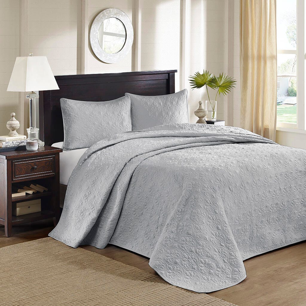 Quebec King Reversible Bedspread Set, Gray, large