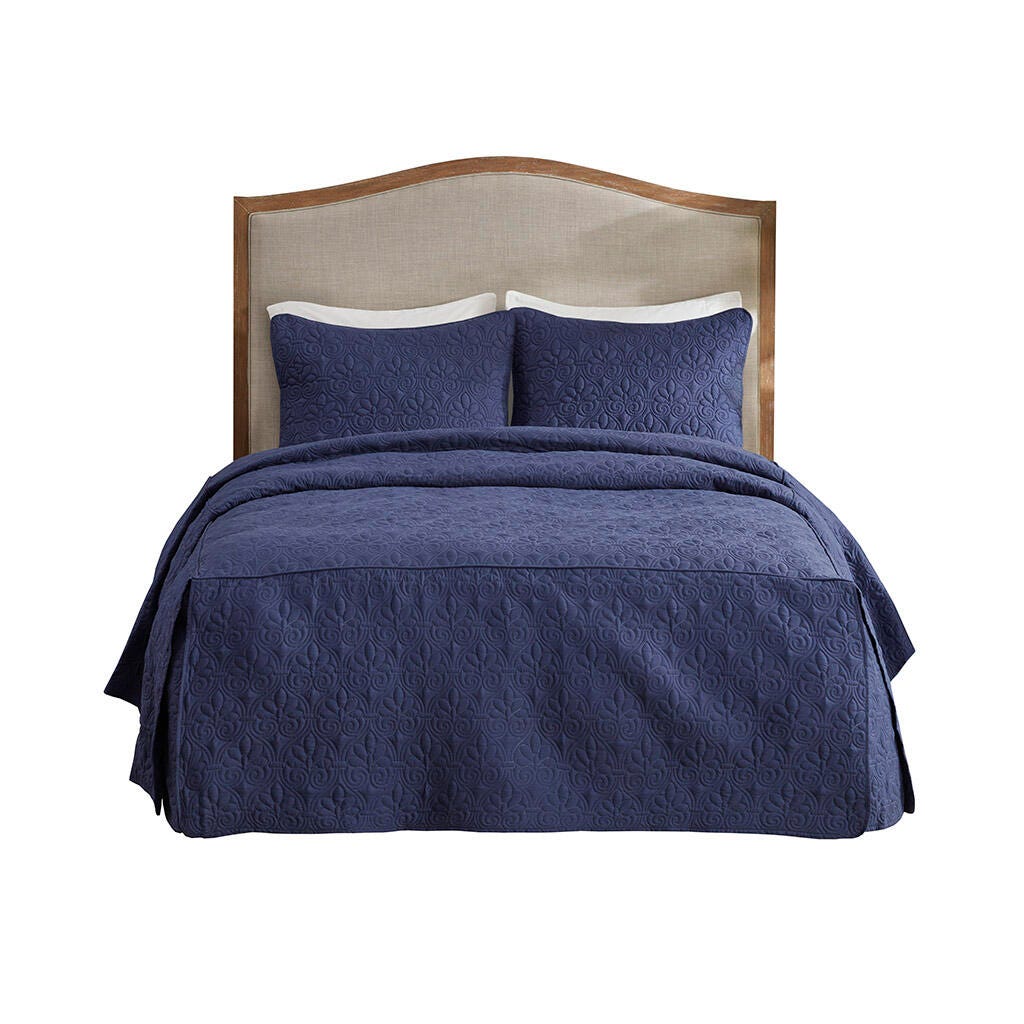 Quebec King 3 Piece Split Corner Pleated Quilted Bedspread, Navy, rollover